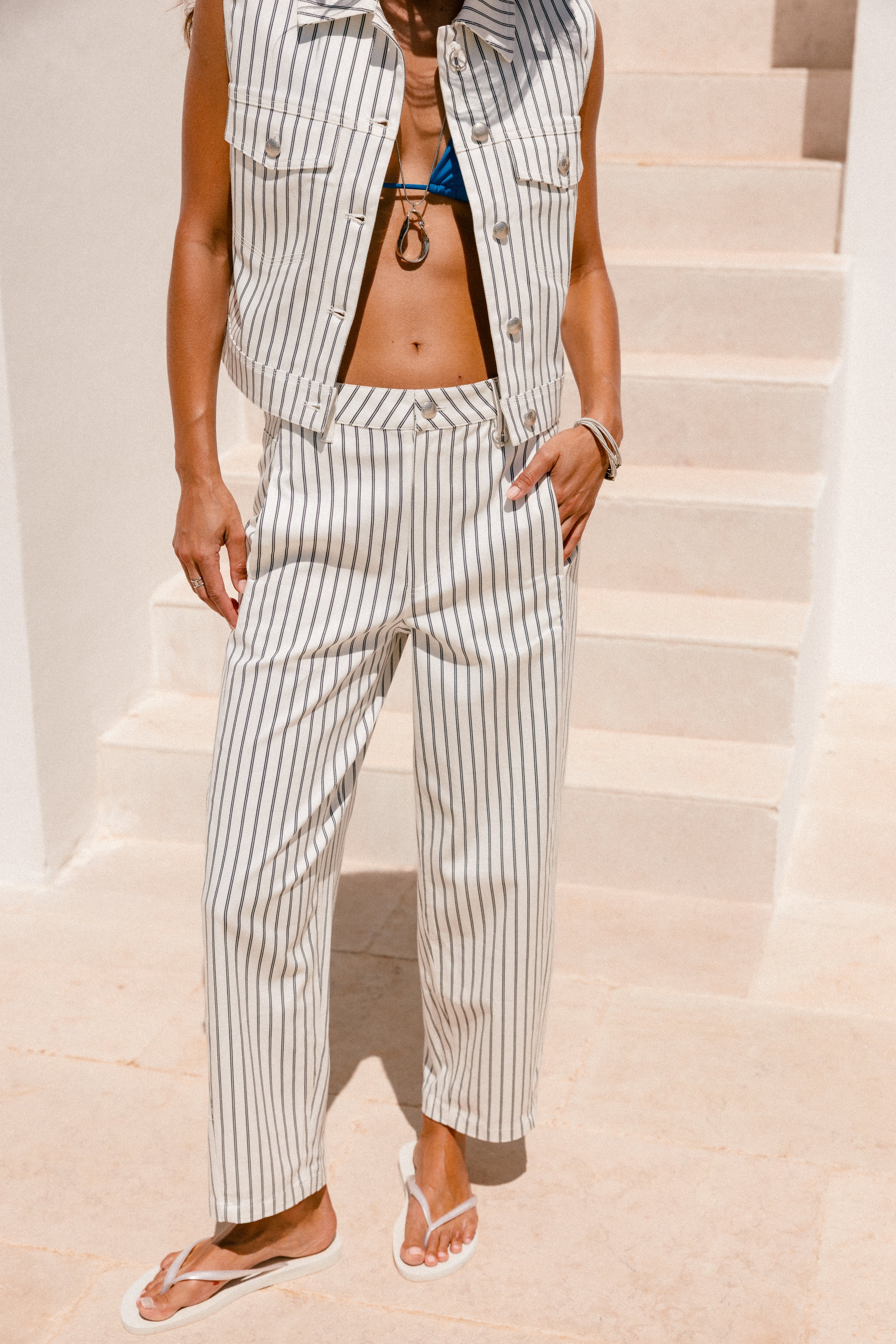   
            

7/8 Barrel-Hose Damen Rosalia Miyu off white | Freeman T. Porter
          
