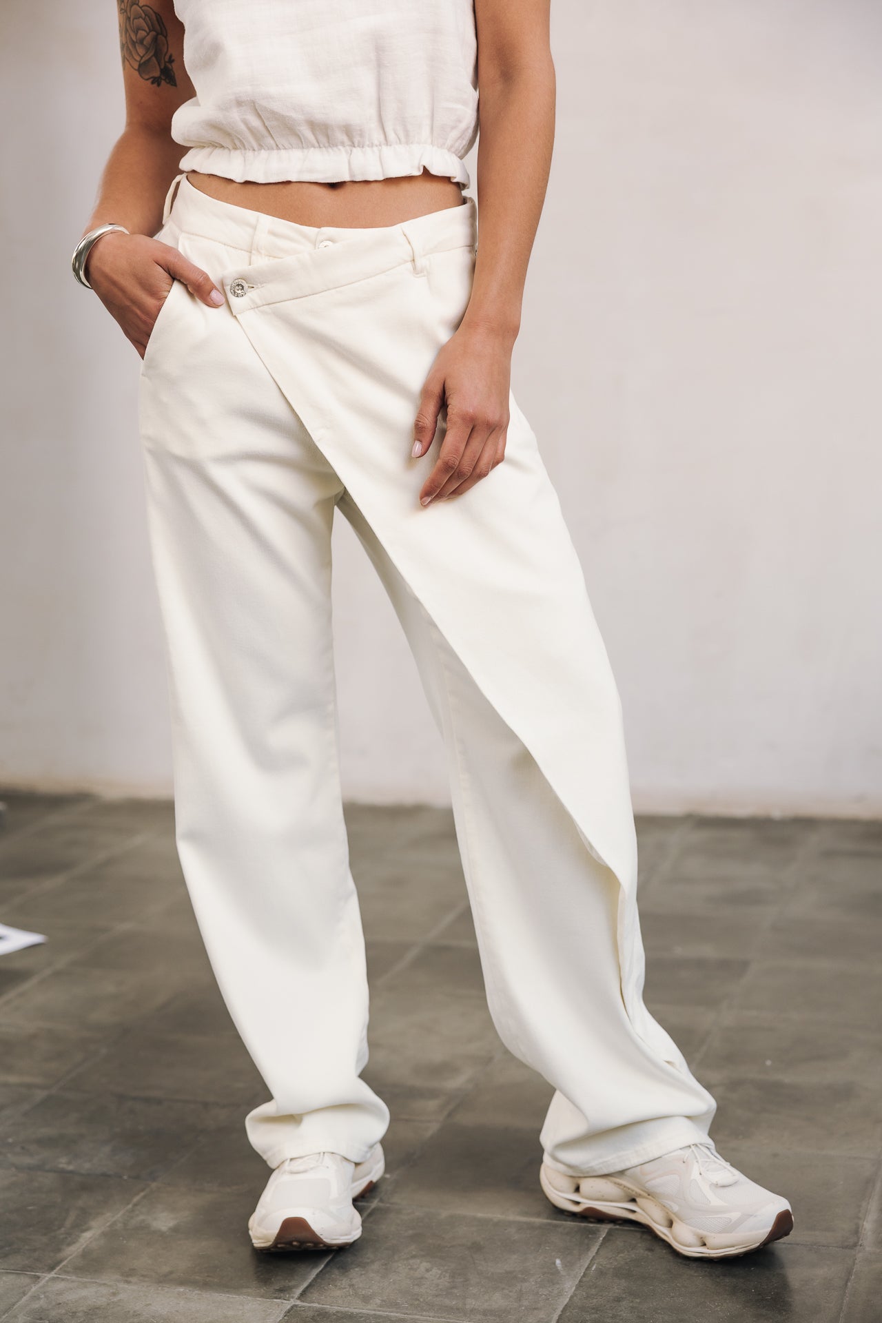 

High-waisted pants Woman Cassie Lynx bright white | Freeman T. Porter
