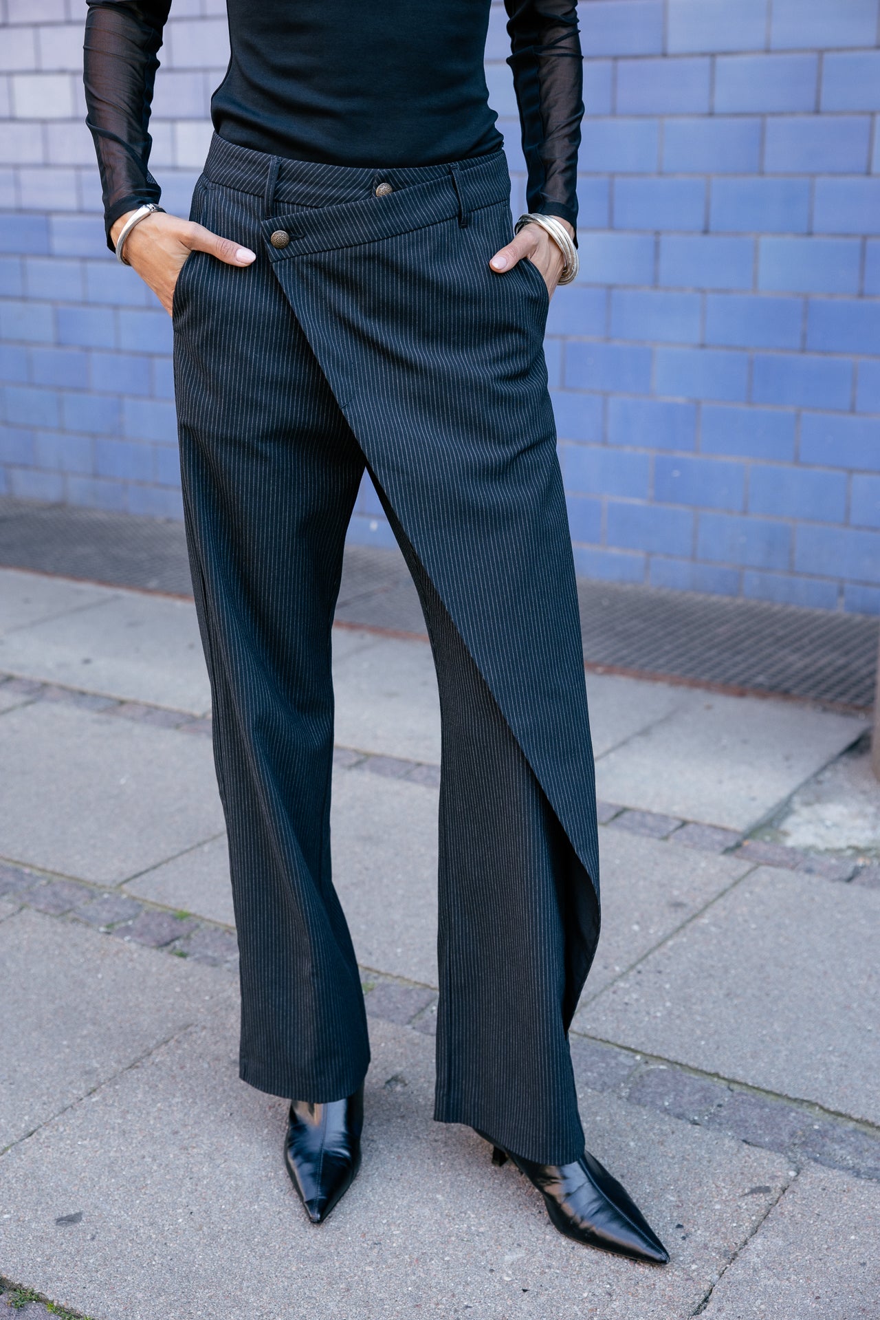 

Wickelhose Damen Cassie Oficina black iris | Freeman T. Porter
