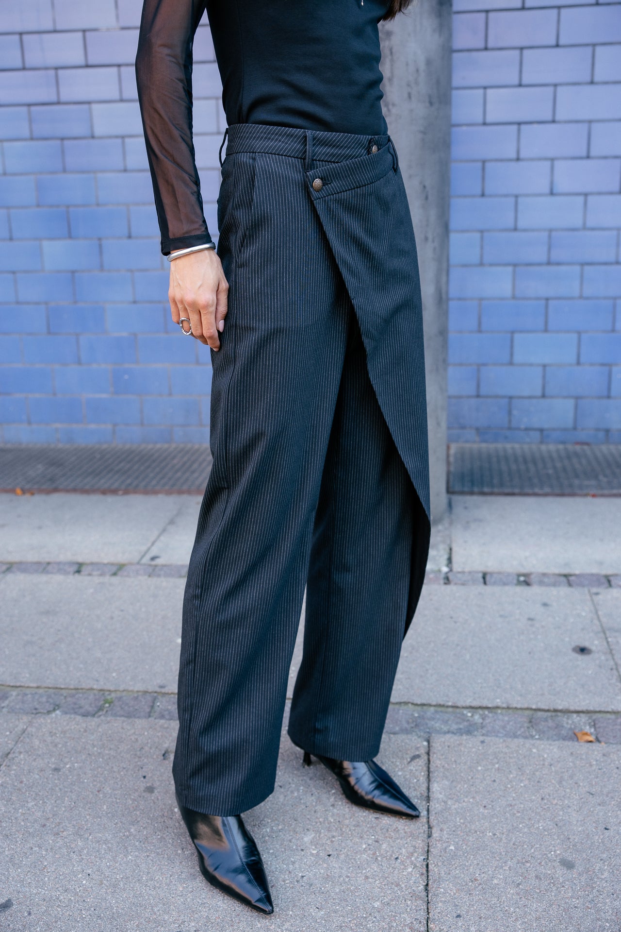 

Wickelhose Damen Cassie Oficina black iris | Freeman T. Porter