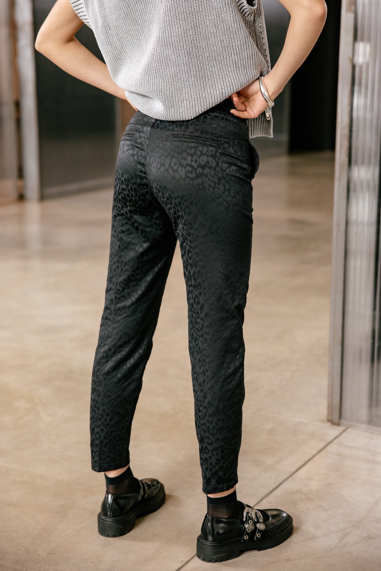 

Pantalon city slim 7/8 Femme Willow Artemis black | Freeman T. Porter