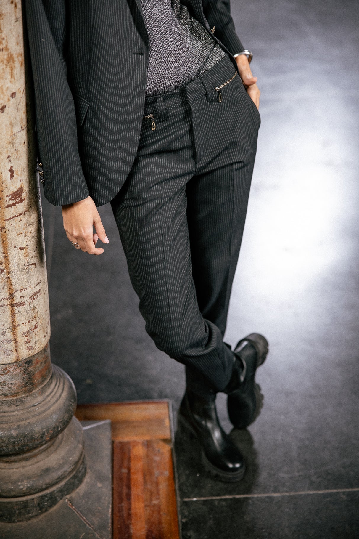   
            

City trousers Women Willow Oficina black iris | Freeman T. Porter
          