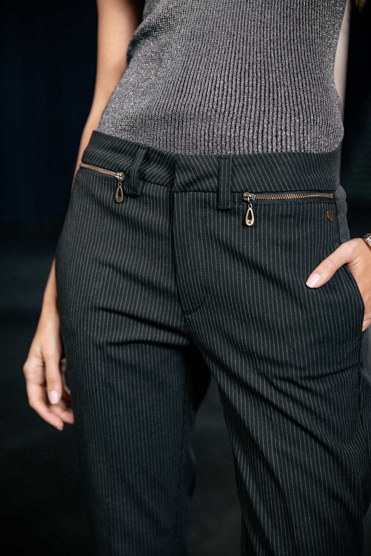 

Pantalon city Femme Willow Oficina black iris | Freeman T. Porter