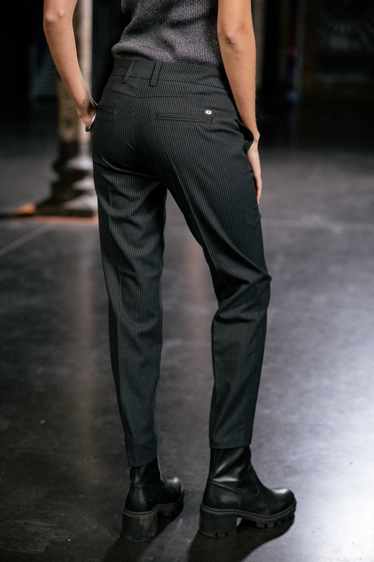 

Pantalon city Femme Willow Oficina black iris | Freeman T. Porter