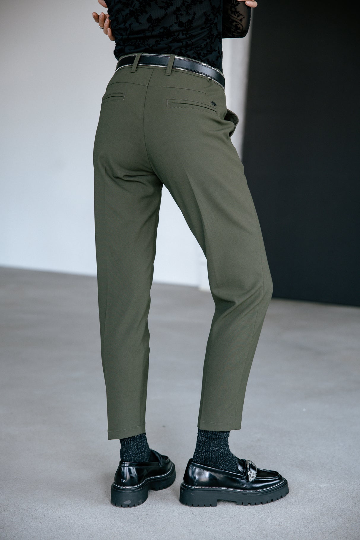 

Slim pants Woman Willow Polyneo tea leaf | Freeman T. Porter