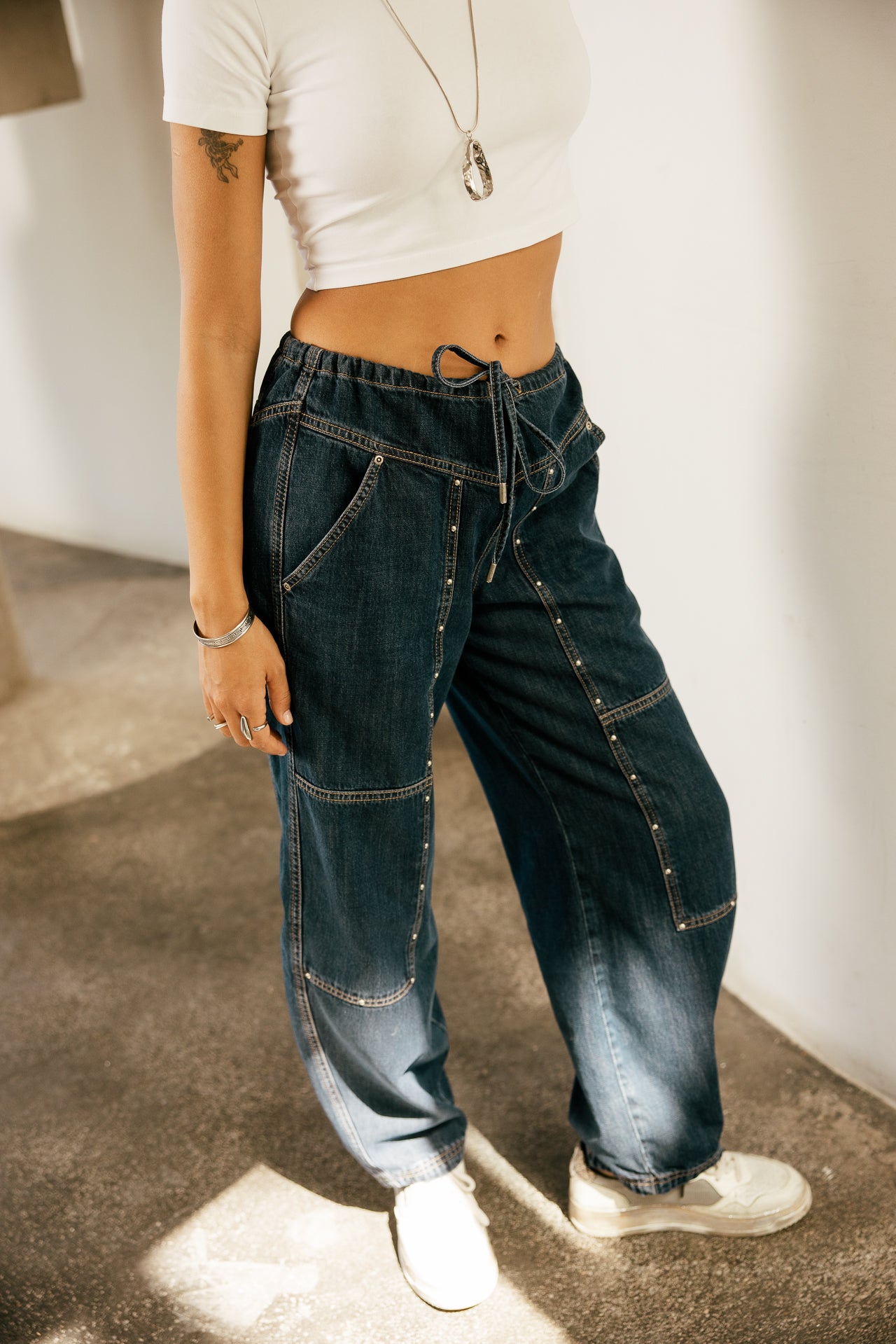 

Denims barrel fluide clouté  Femme Petra molove dark | Freeman T. Porter