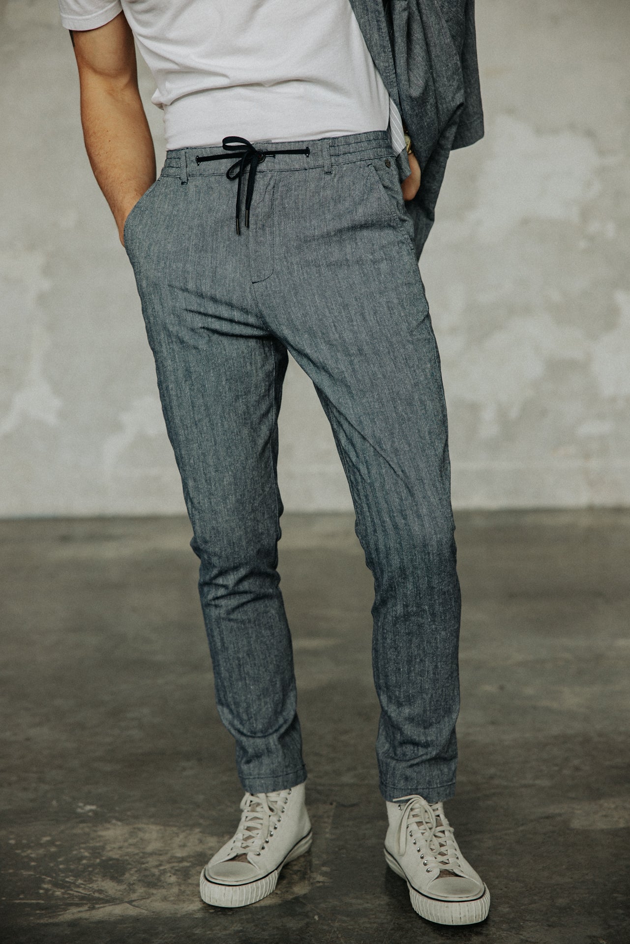   
            

Pantalon relax Homme Derek Chevron ensign blue | Freeman T. Porter
          