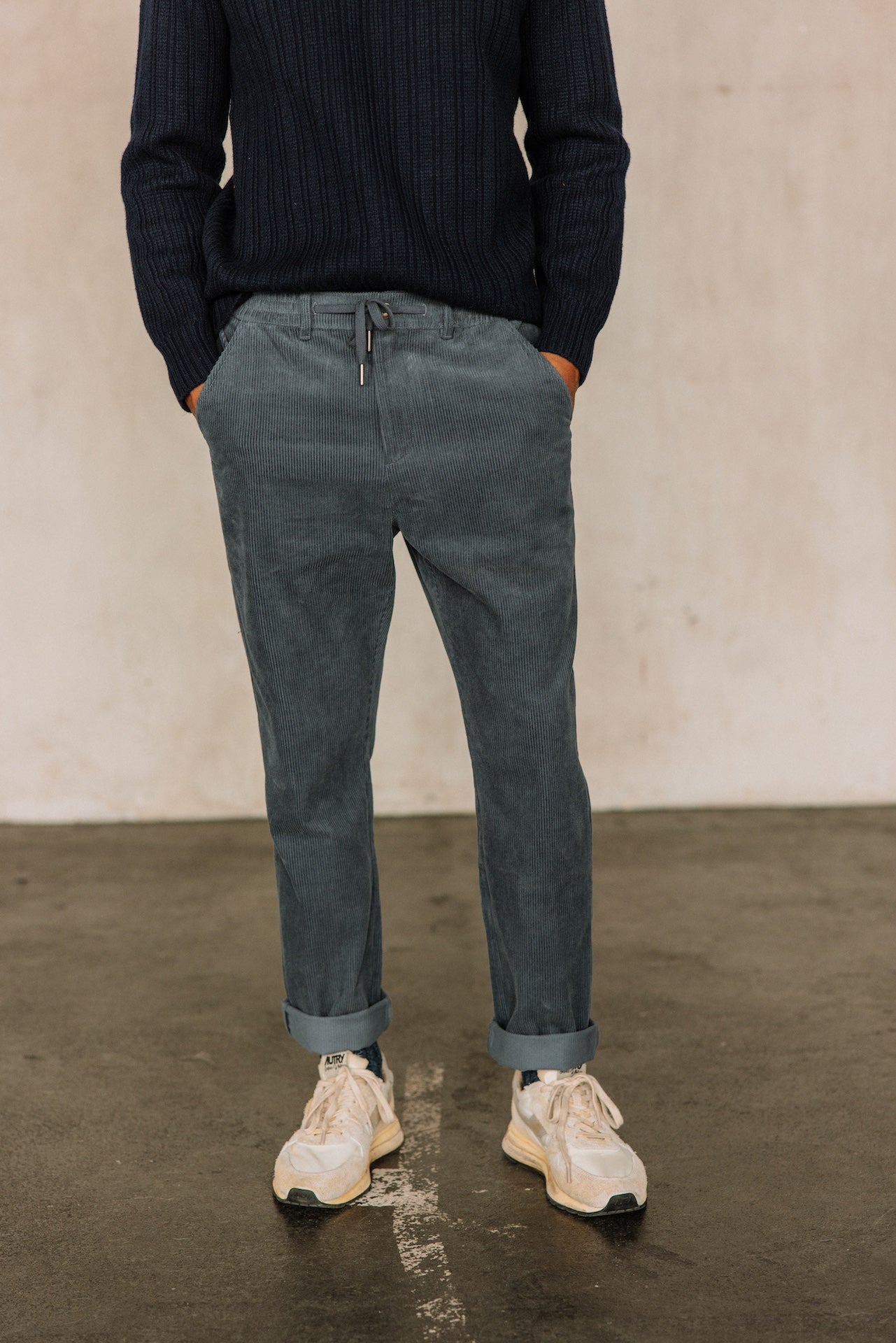 

Pantalon relax Hombres Derek Corduroy grisaille | Freeman T. Porter