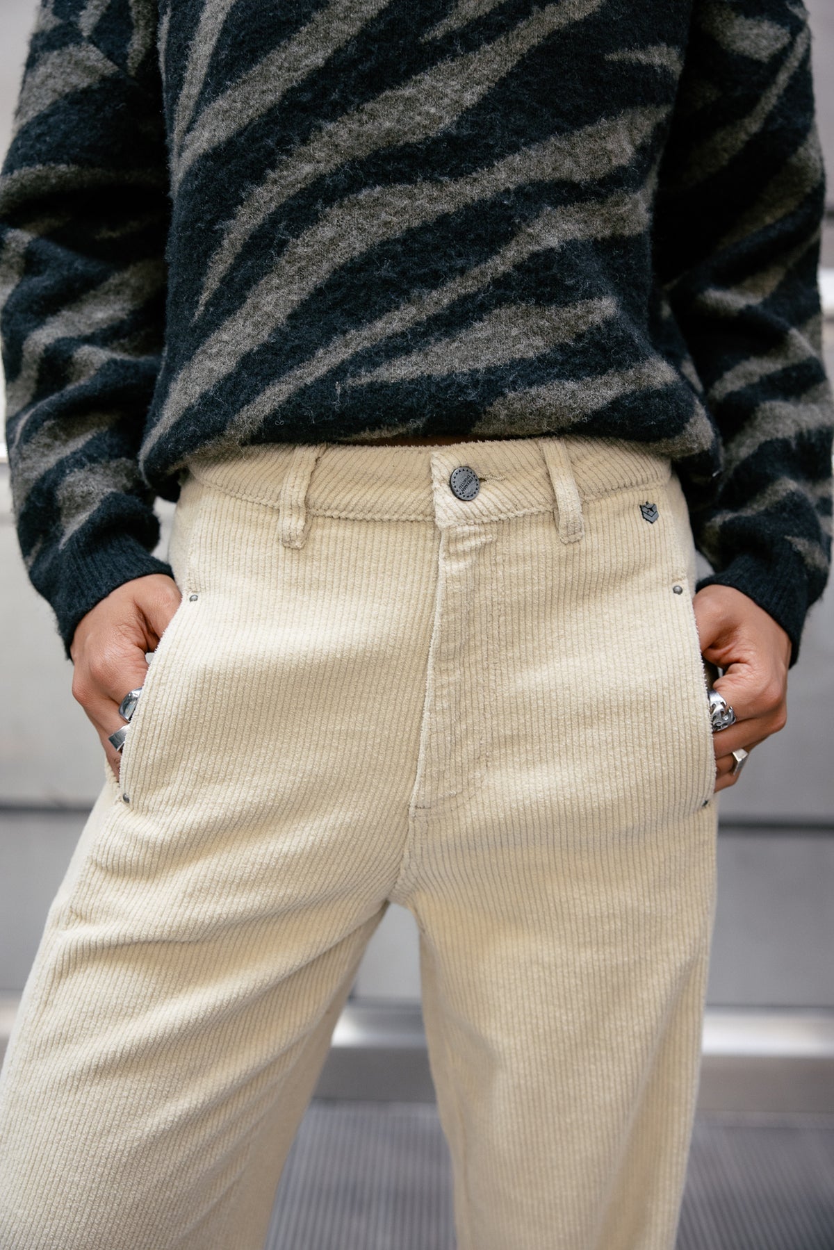 

7/8 barrel velvet trousers Women Rosalia Veluto overcast | Freeman T. Porter