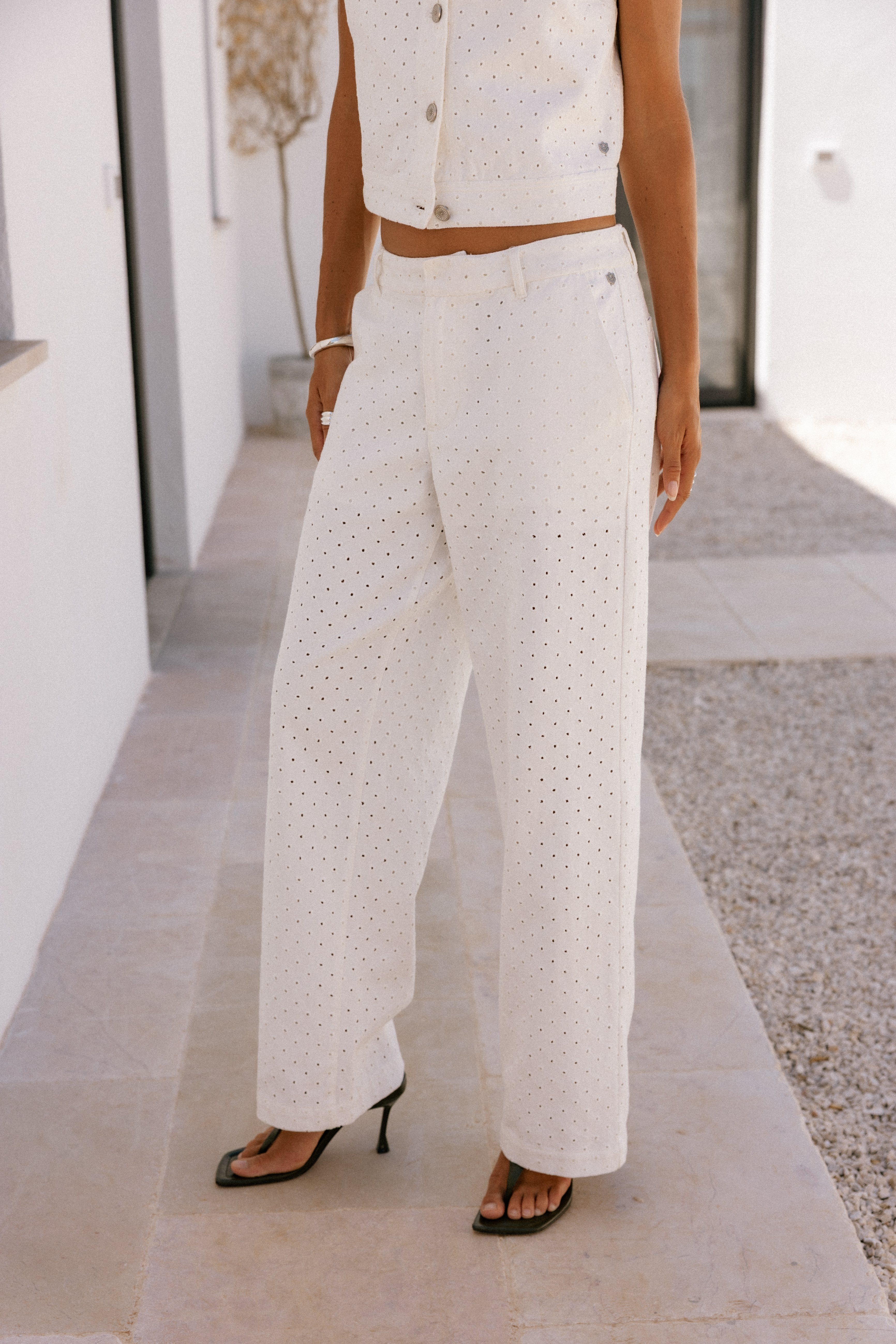   
            

Wide-leg trousers Women Nickie Beatnik bright white | Freeman T. Porter
          