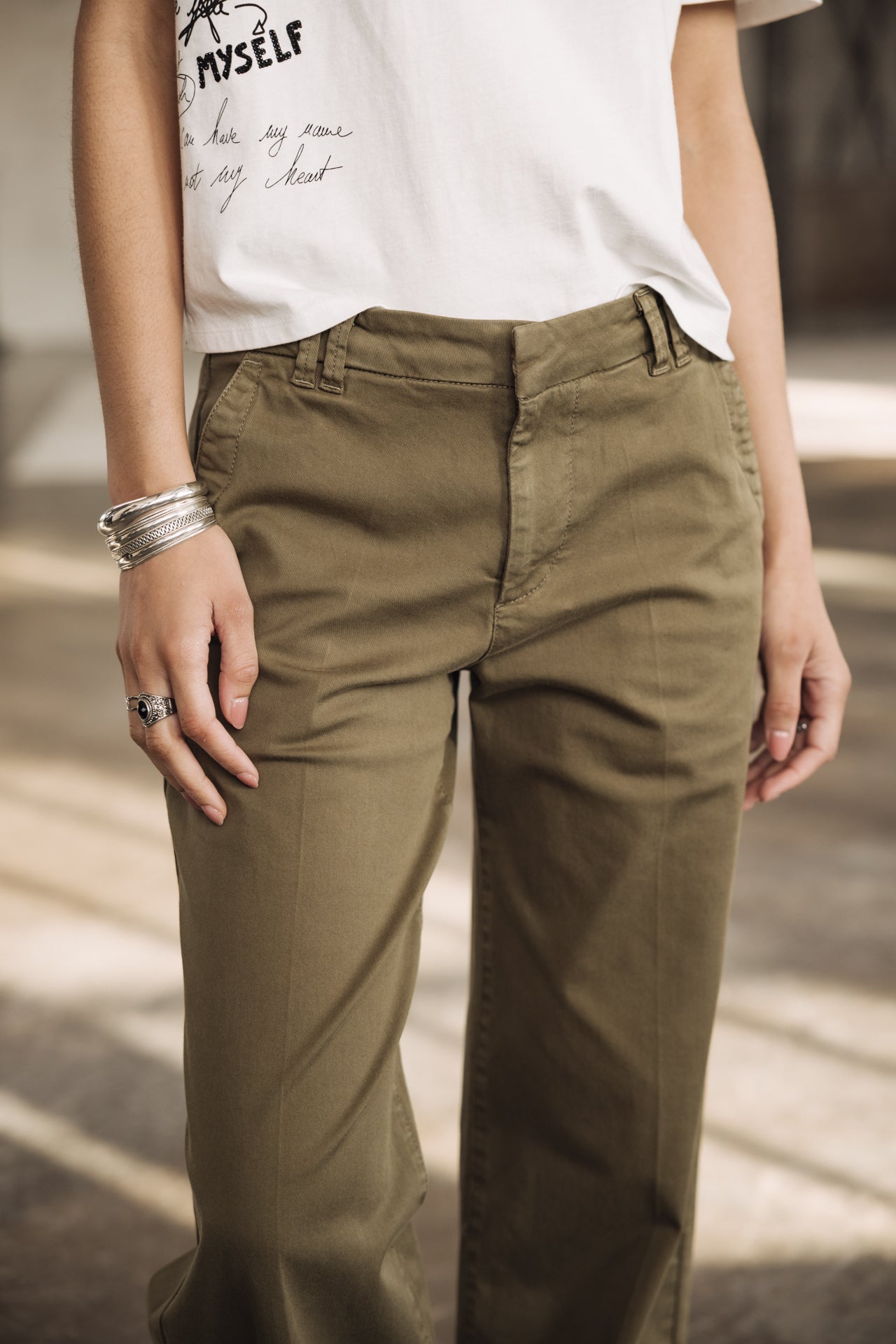 

Pantalon large Femme Nickie Felicita olive night | Freeman T. Porter