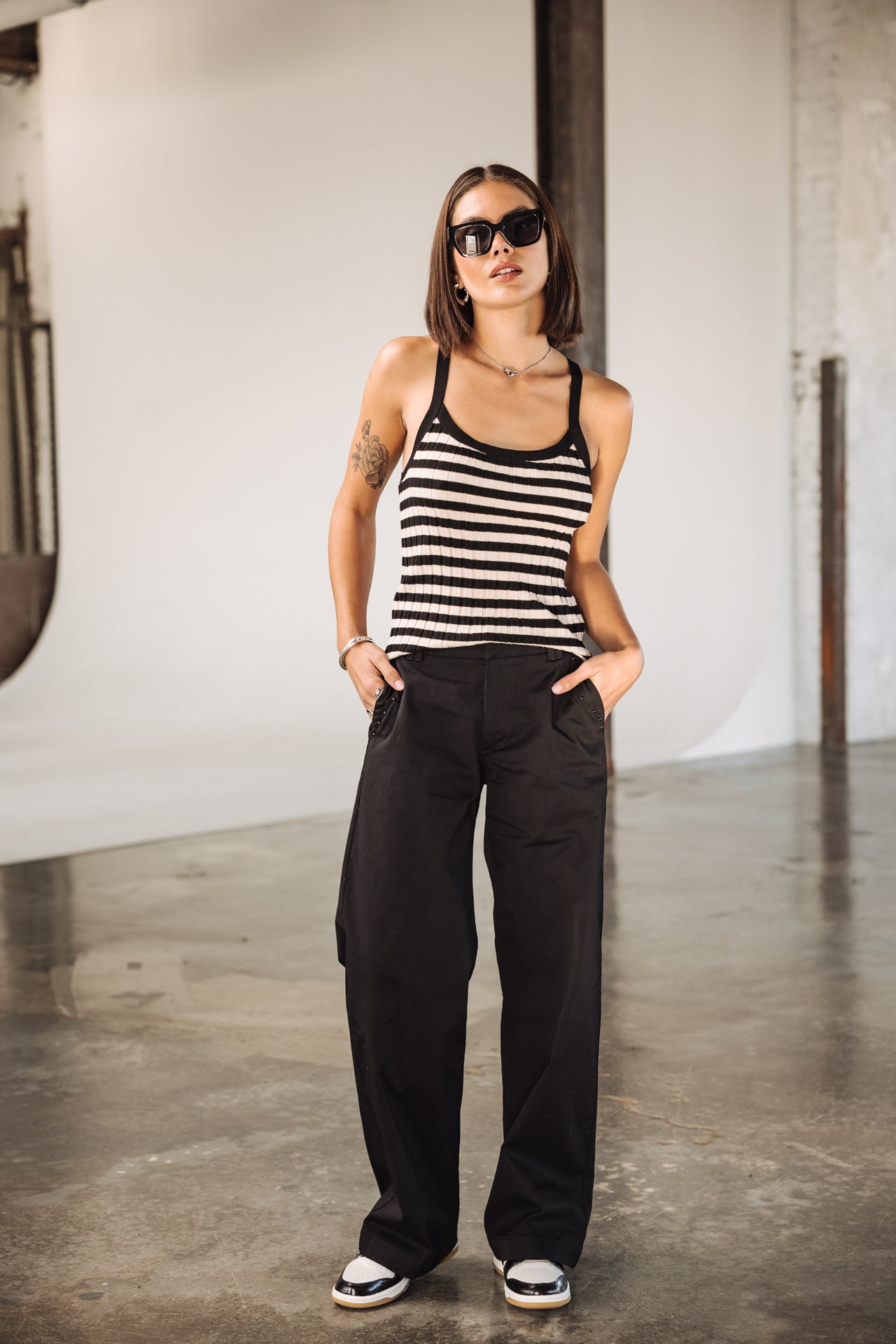 

Pantalones anchos Mujer Nickie Studs Felicita black | Freeman T. Porter