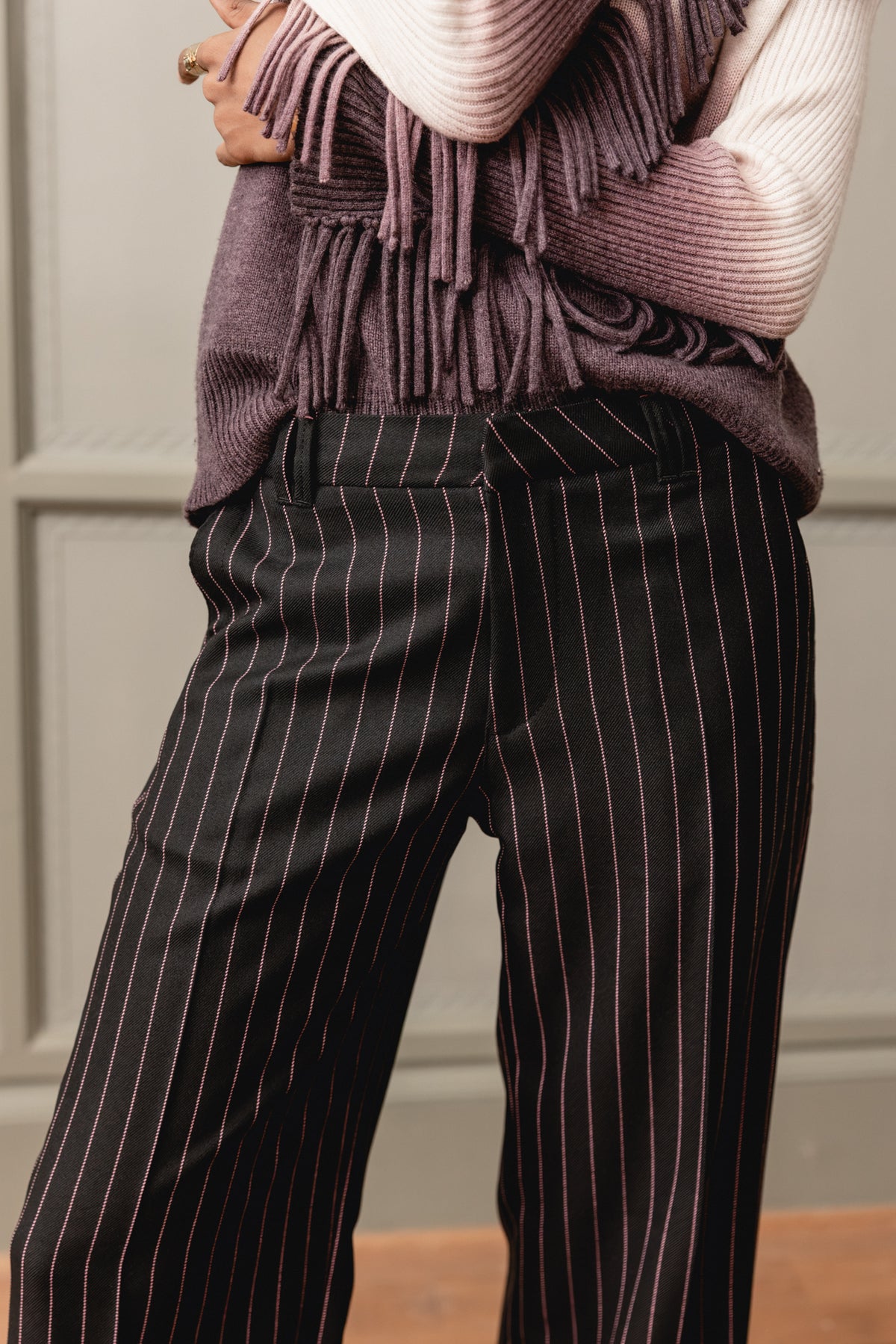 
              

Pantalon chino large Femme Nickie Nashville black | Freeman T. Porter
            