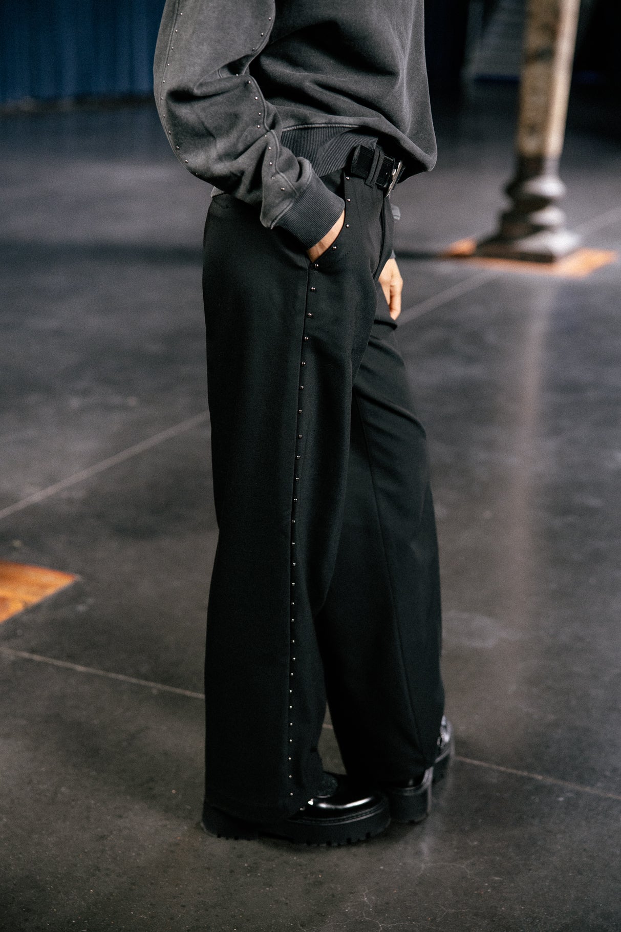 

Wide chino trousers Women Nickie Polyneo Studs black | Freeman T. Porter