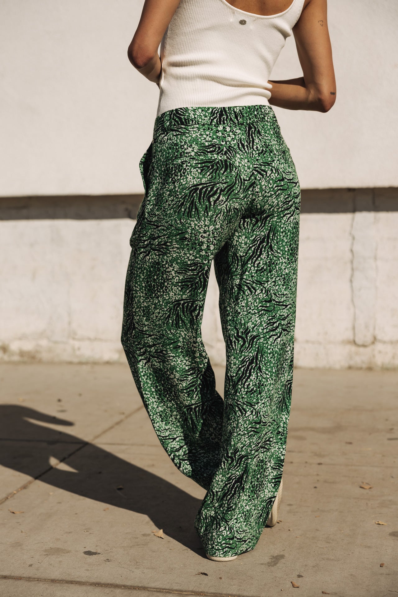 
              

Weite Hose Frau Nickie Rumba jolly green | Freeman T. Porter
            