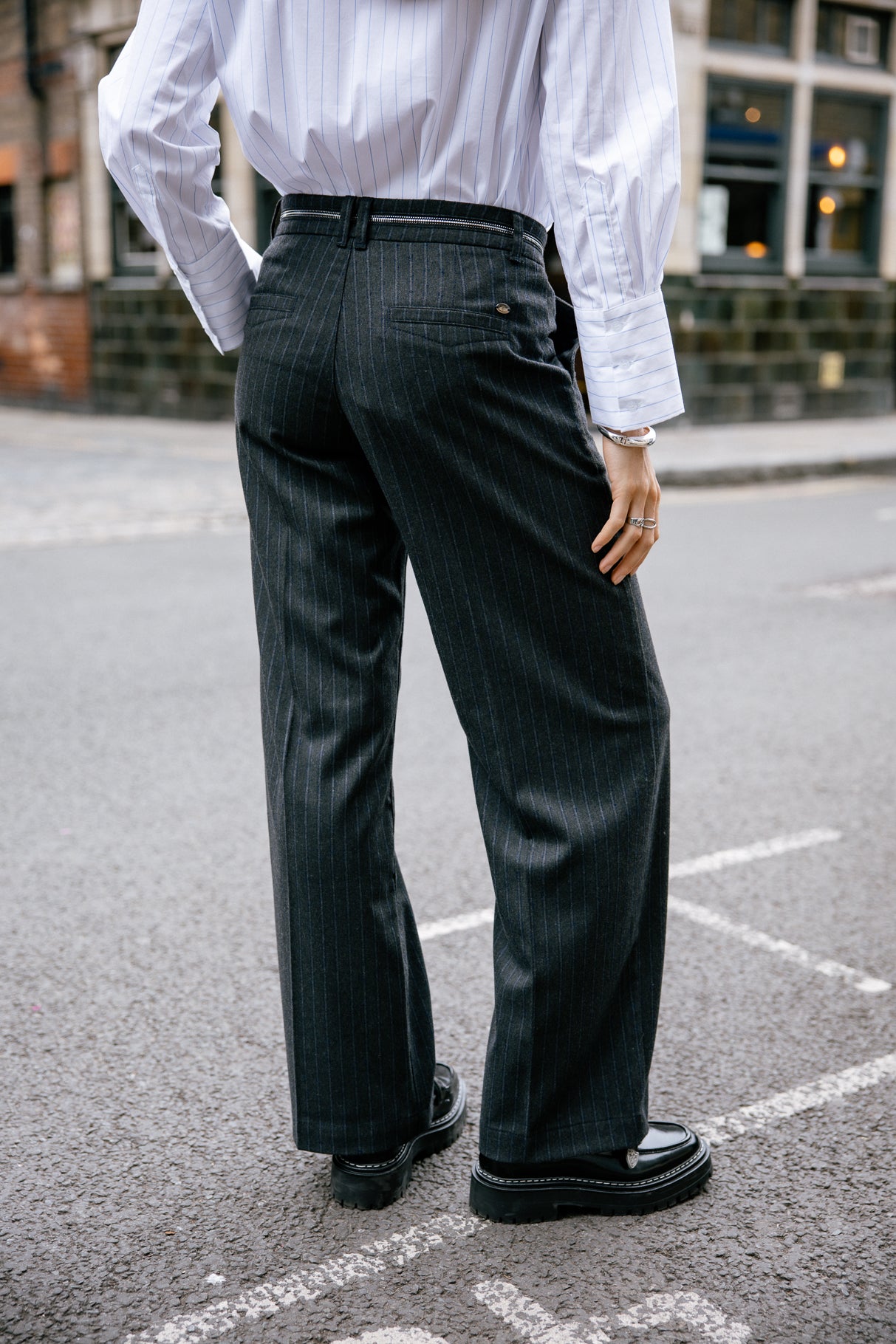 

Pantalon large Femme Nickie Target dark khaki | Freeman T. Porter