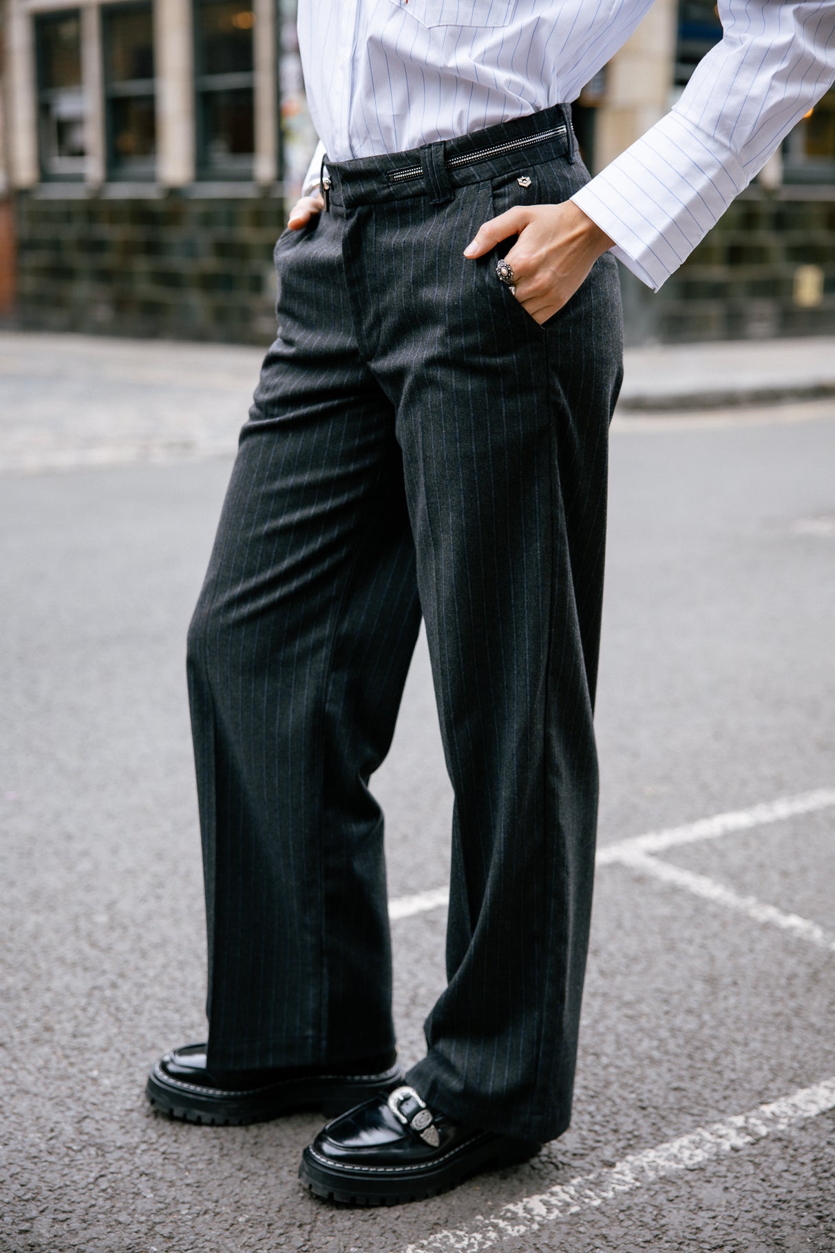 

Pantalon large Femme Nickie Target dark khaki | Freeman T. Porter