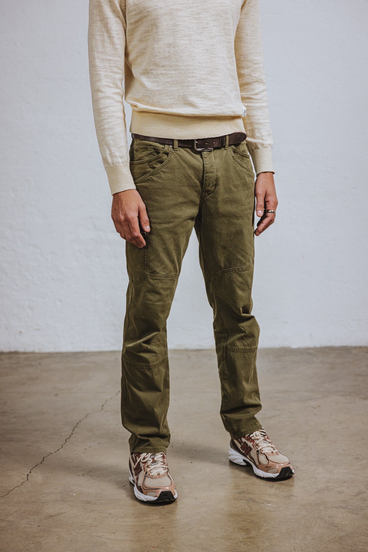 

Pantalon carpenter Unisex Samuel Dobbily olive night | Freeman T. Porter