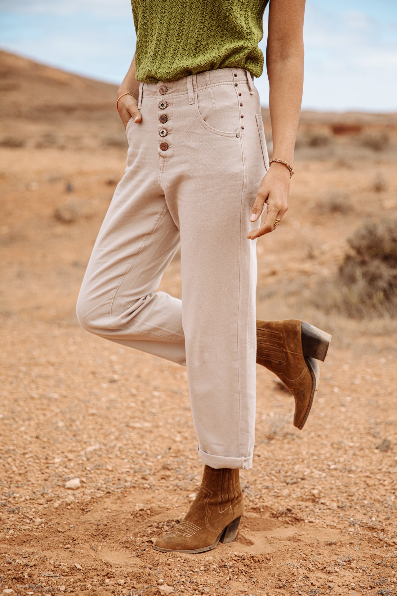   
            

Pantalon boyfriend droit Woman Sloane Lecce simply taupe | Freeman T. Porter
          
