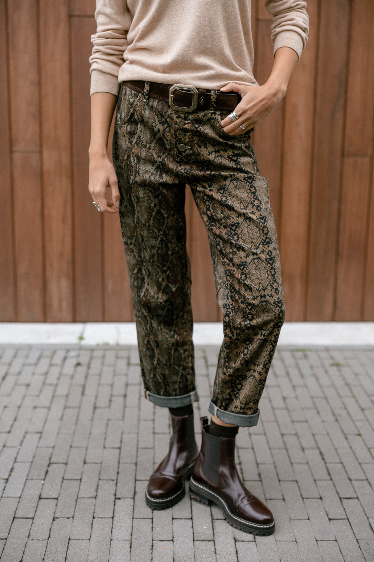 
              

Straight-leg boyfriend pants Woman Sloane Mamba original | Freeman T. Porter
            
