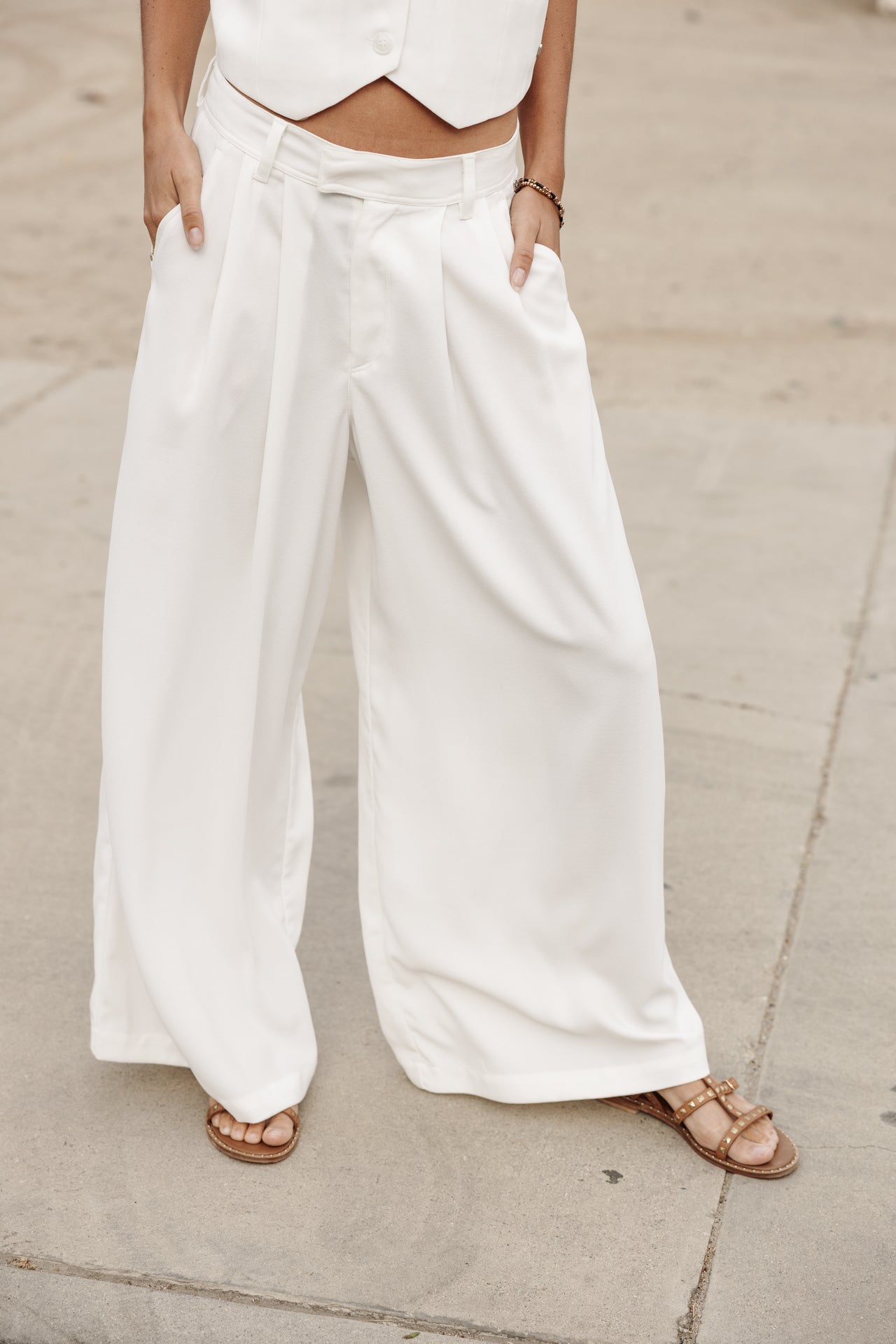 

Weit geschnittener Hose mit hoher Taille Damen Paolina Toscana off white | Freeman T. Porter