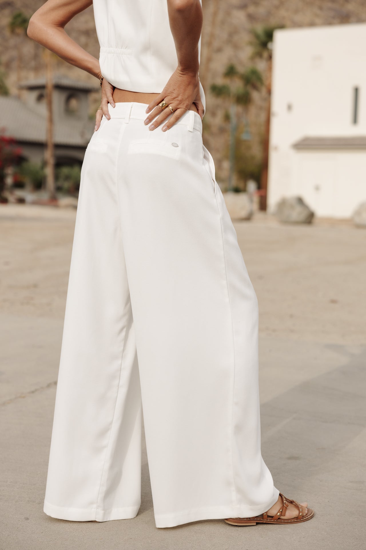 

Weit geschnittener Hose mit hoher Taille Damen Paolina Toscana off white | Freeman T. Porter