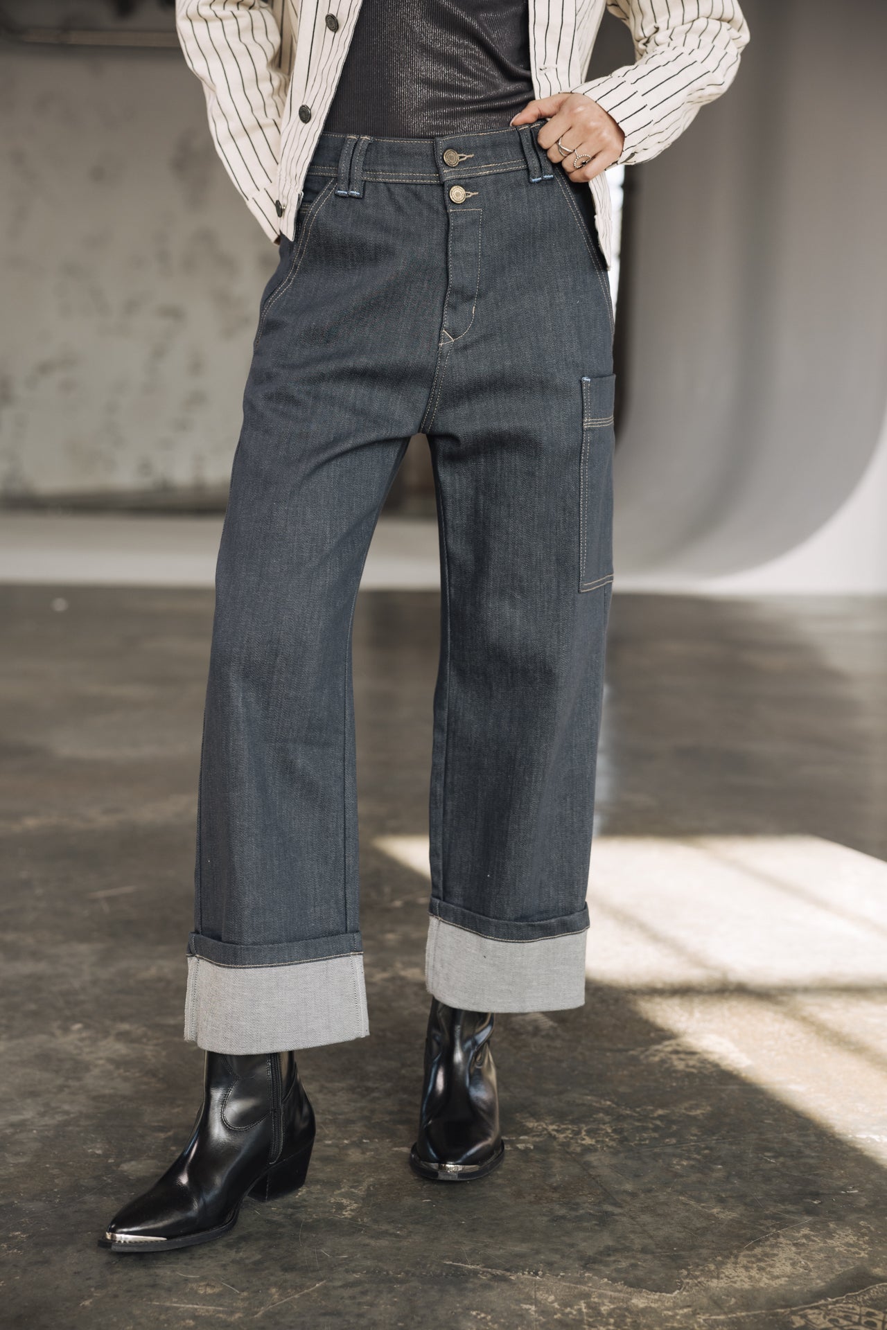   
            

Vaqueros cargo cropped Mujer Charly buji | Freeman T. Porter
          