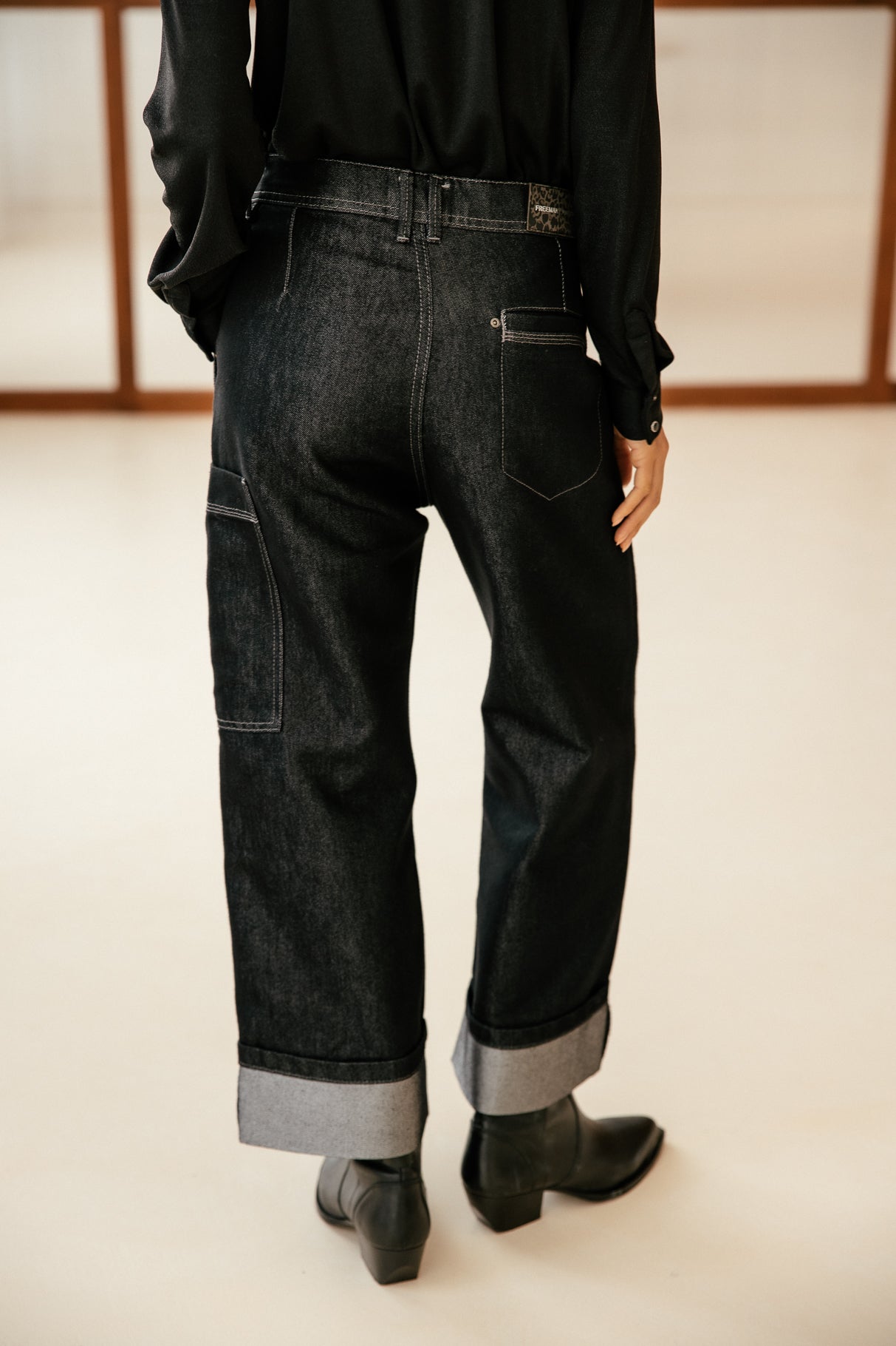 
              

Arbeitsjeans Damen Charly Denim mercura | Freeman T. Porter
            