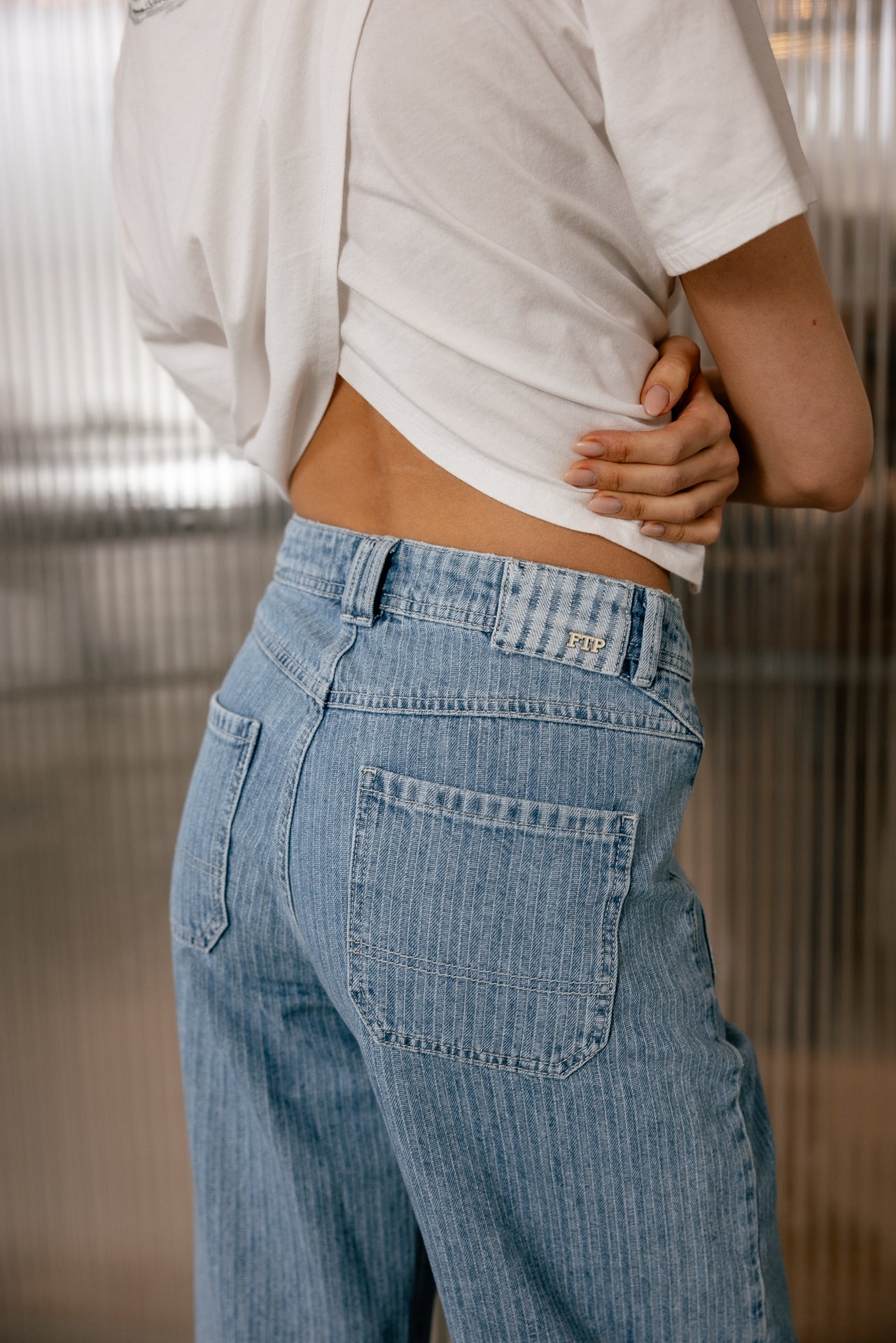 

Jeans cropped large Femme Alice Denim burgee | Freeman T. Porter