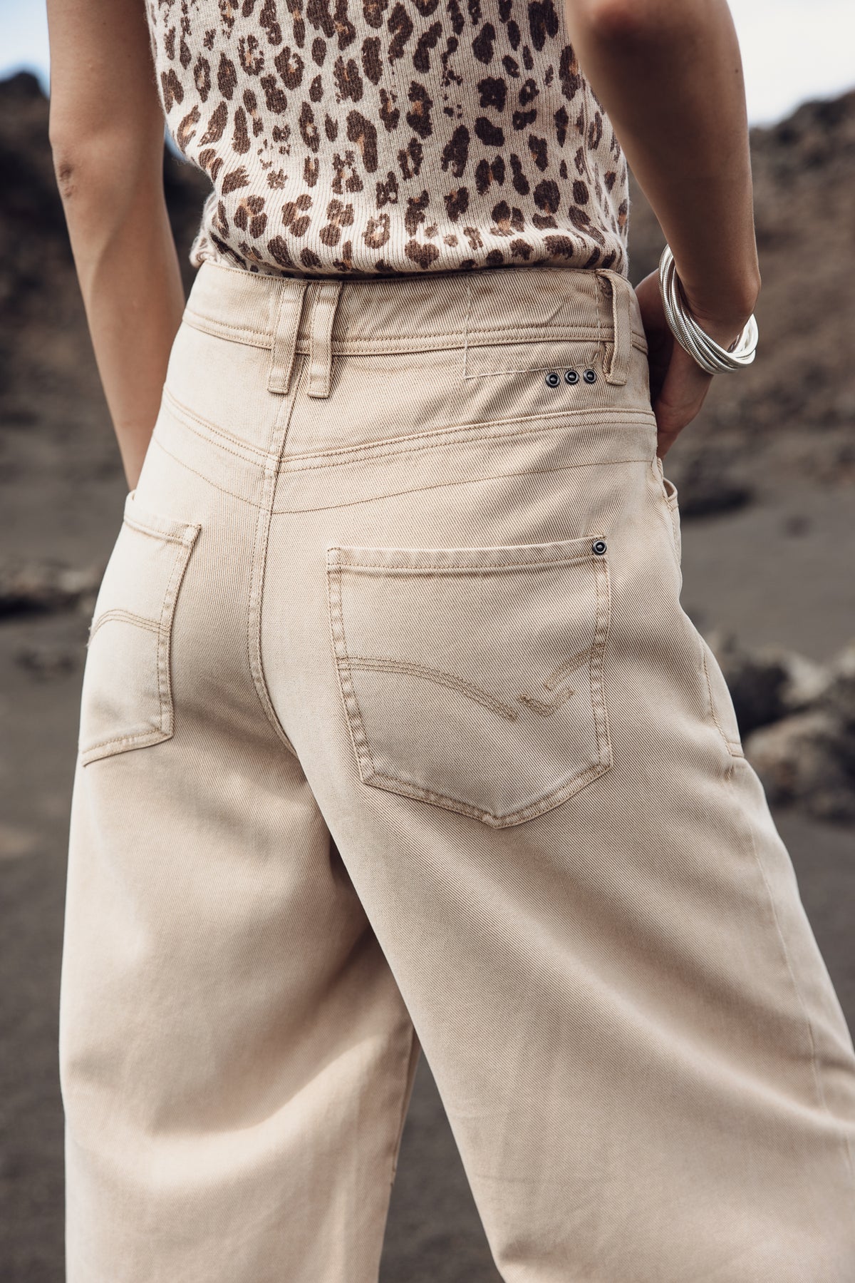 

Pantalon droit large taille mi-haute Femme Gaby Dolls oxford tan | Freeman T. Porter