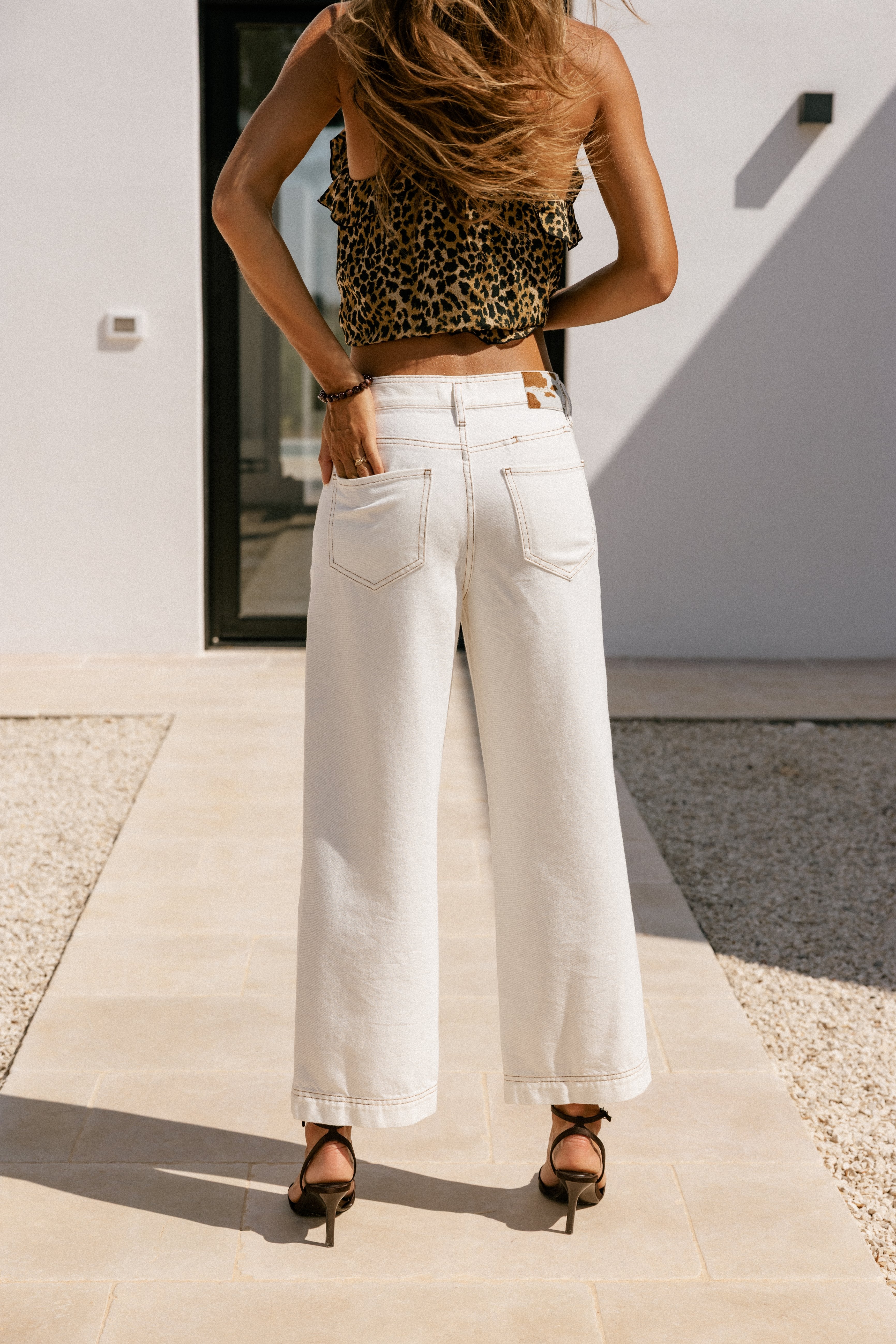 
              

Jeans mit hoher Taille 7/8 Damen Adele Caicos off white | Freeman T. Porter
            