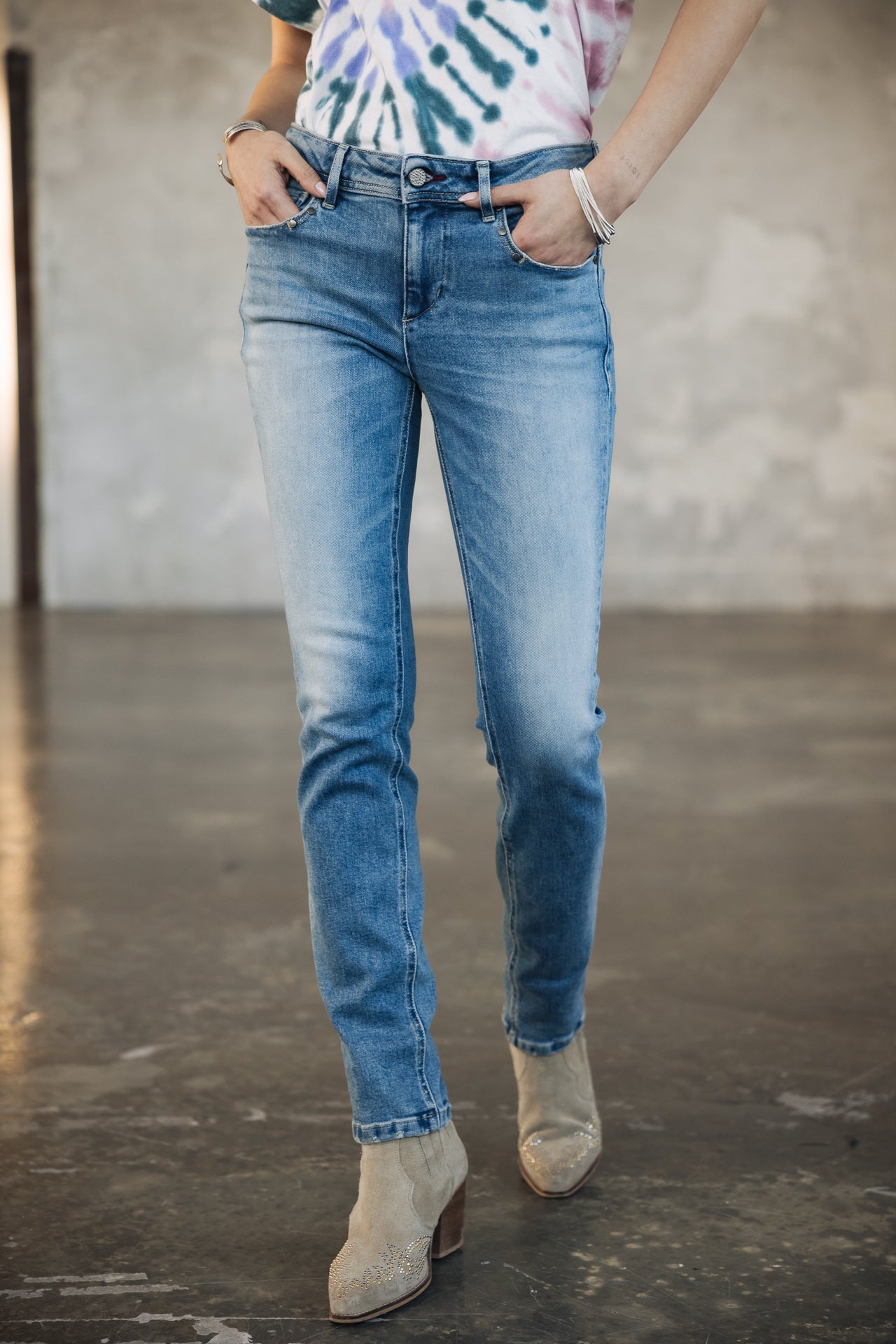   
            

Vaqueros slim Mujer Angel santana | Freeman T. Porter
          