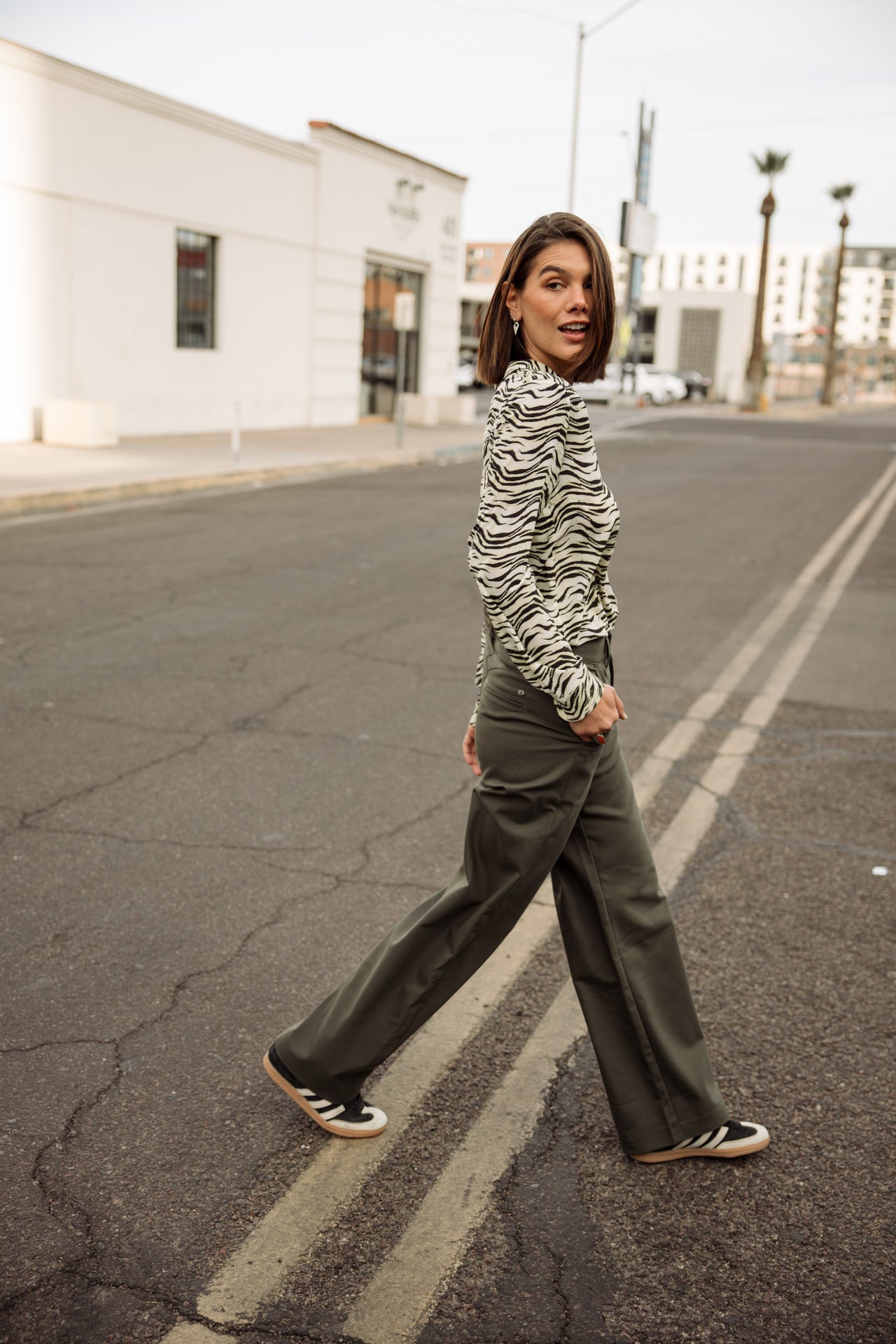 

Wide-leg pants Woman Sharon Polyneo Light four leaf clover | Freeman T. Porter