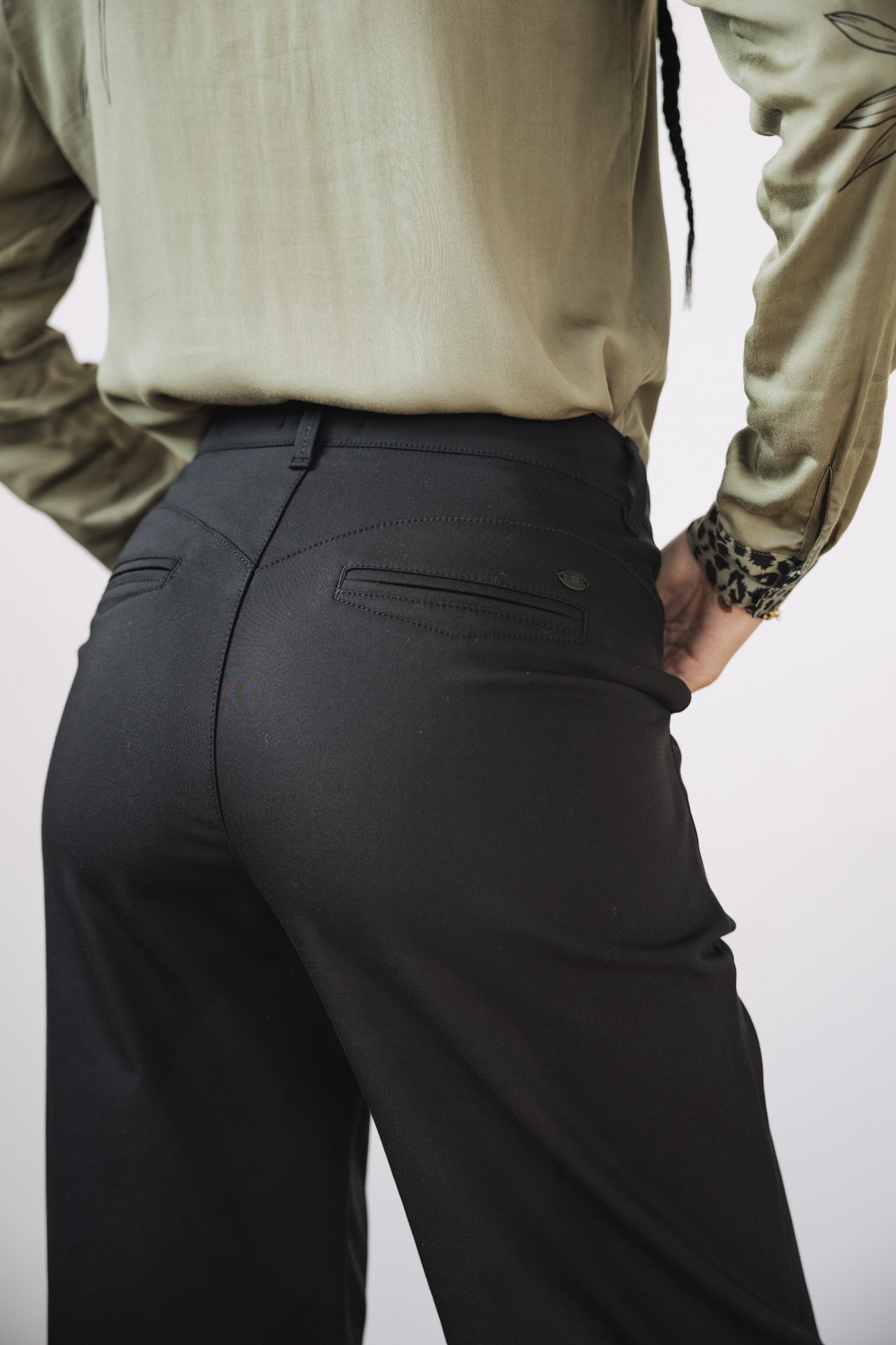 

Wide-leg pants Woman Sharon Polyneo black | Freeman T. Porter
