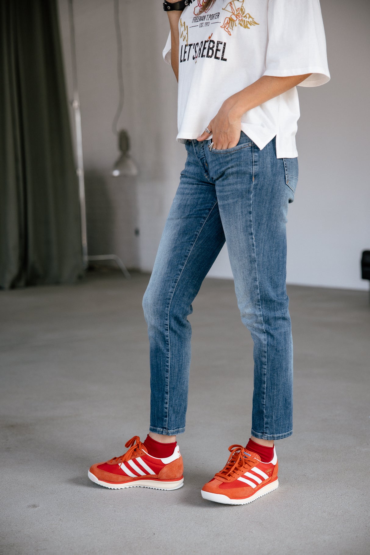 

Schmale Cropped-Jeans Frau Sophy pacific | Freeman T. Porter