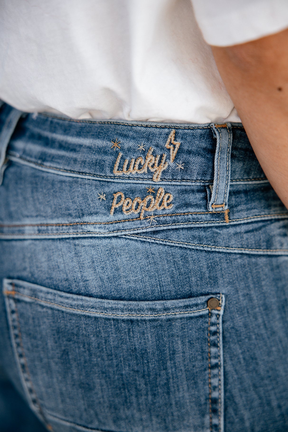 

Schmale Cropped-Jeans Frau Sophy pacific | Freeman T. Porter
