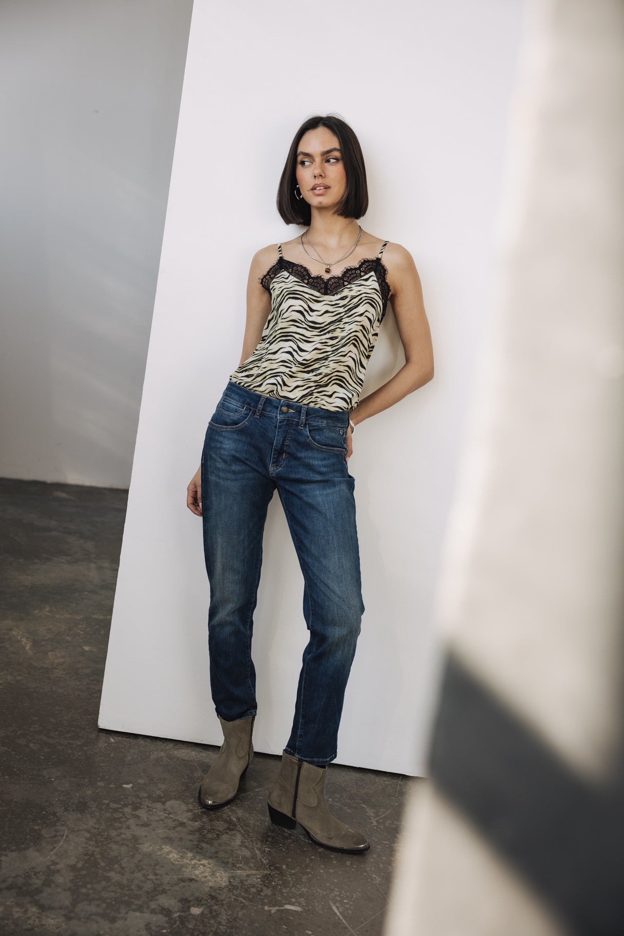 
              

Jeans slim cropped Femme Sophy fever | Freeman T. Porter
            