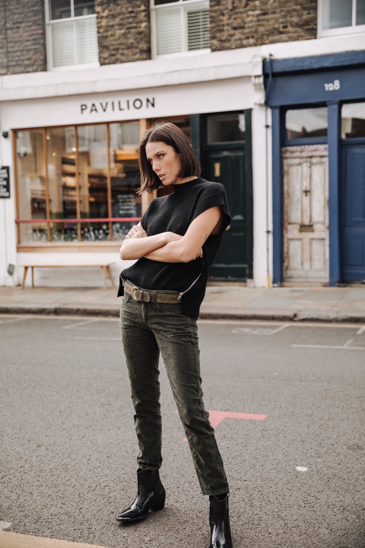 

Pantalón cropped Mujer Sophy Vipers forest night | Freeman T. Porter