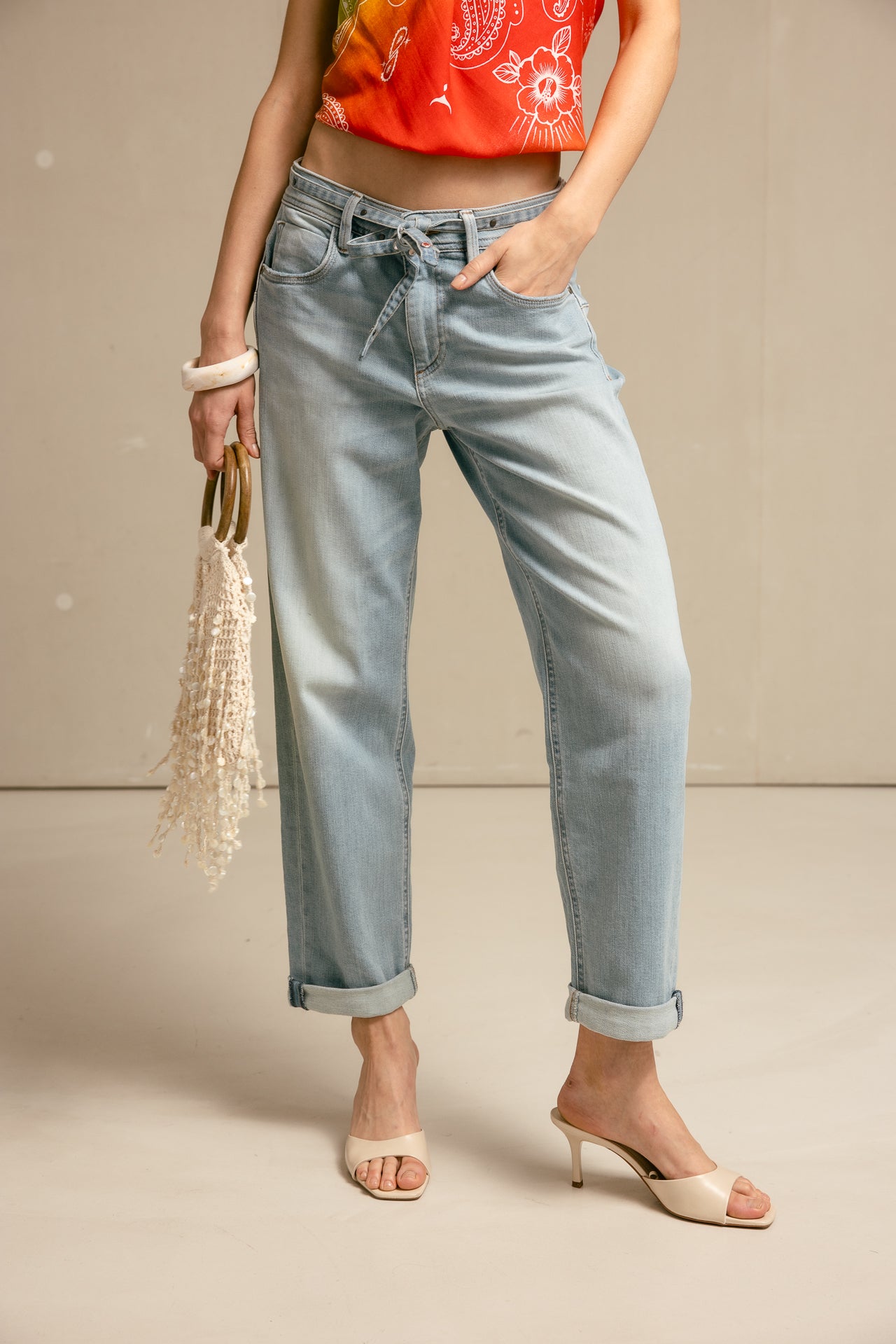   
            

Jeans boyfriend 7/8 Femme Timea samba light | Freeman T. Porter
          