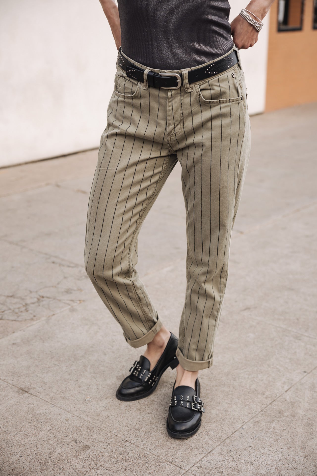 

Pantalon cropped boyfriend Femme Timea Paleole deep lichen green | Freeman T. Porter