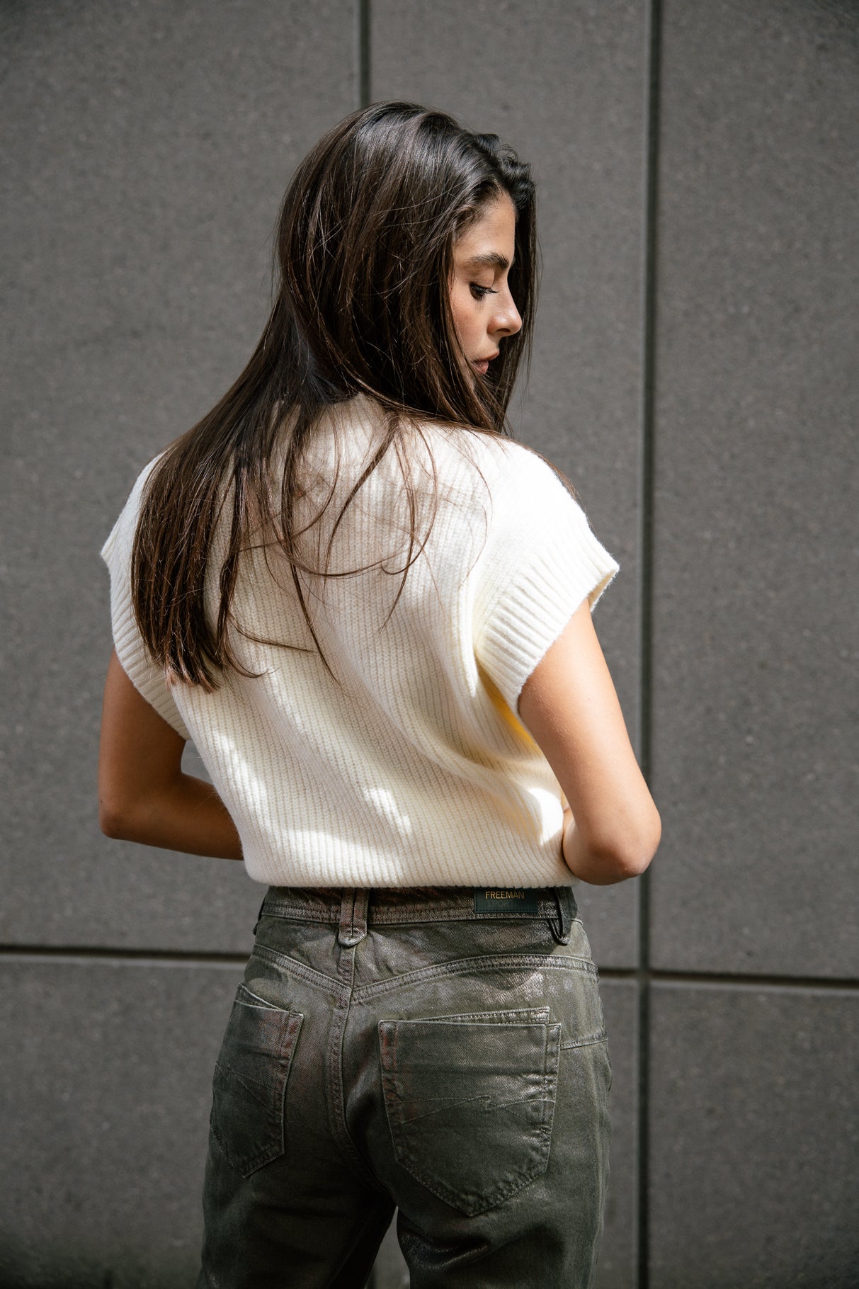 

Pantalon cropped boyfriend Frau Timea Pirata forest night | Freeman T. Porter