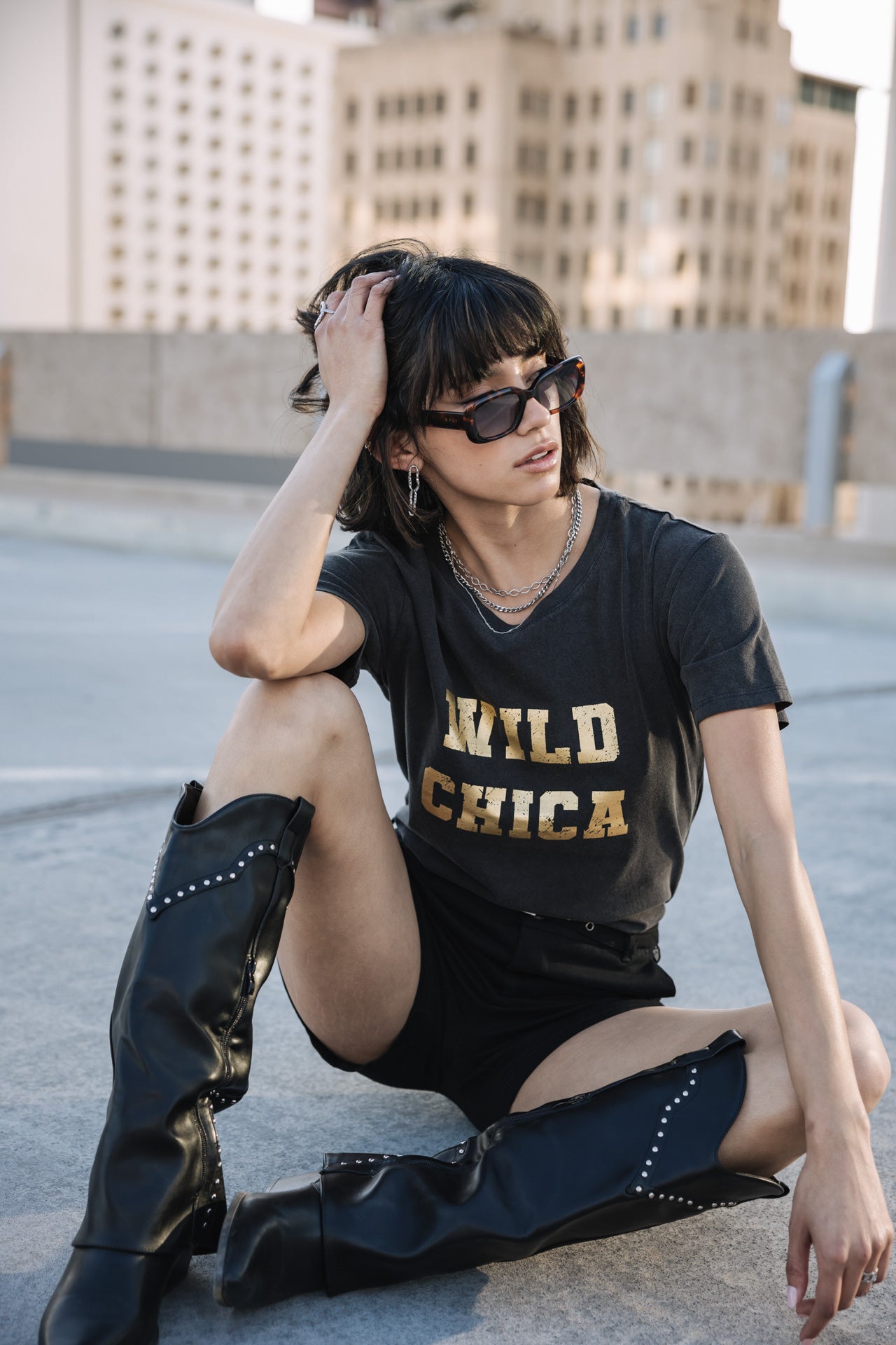 

Short city Frau Claudia Short Felicita black | Freeman T. Porter
