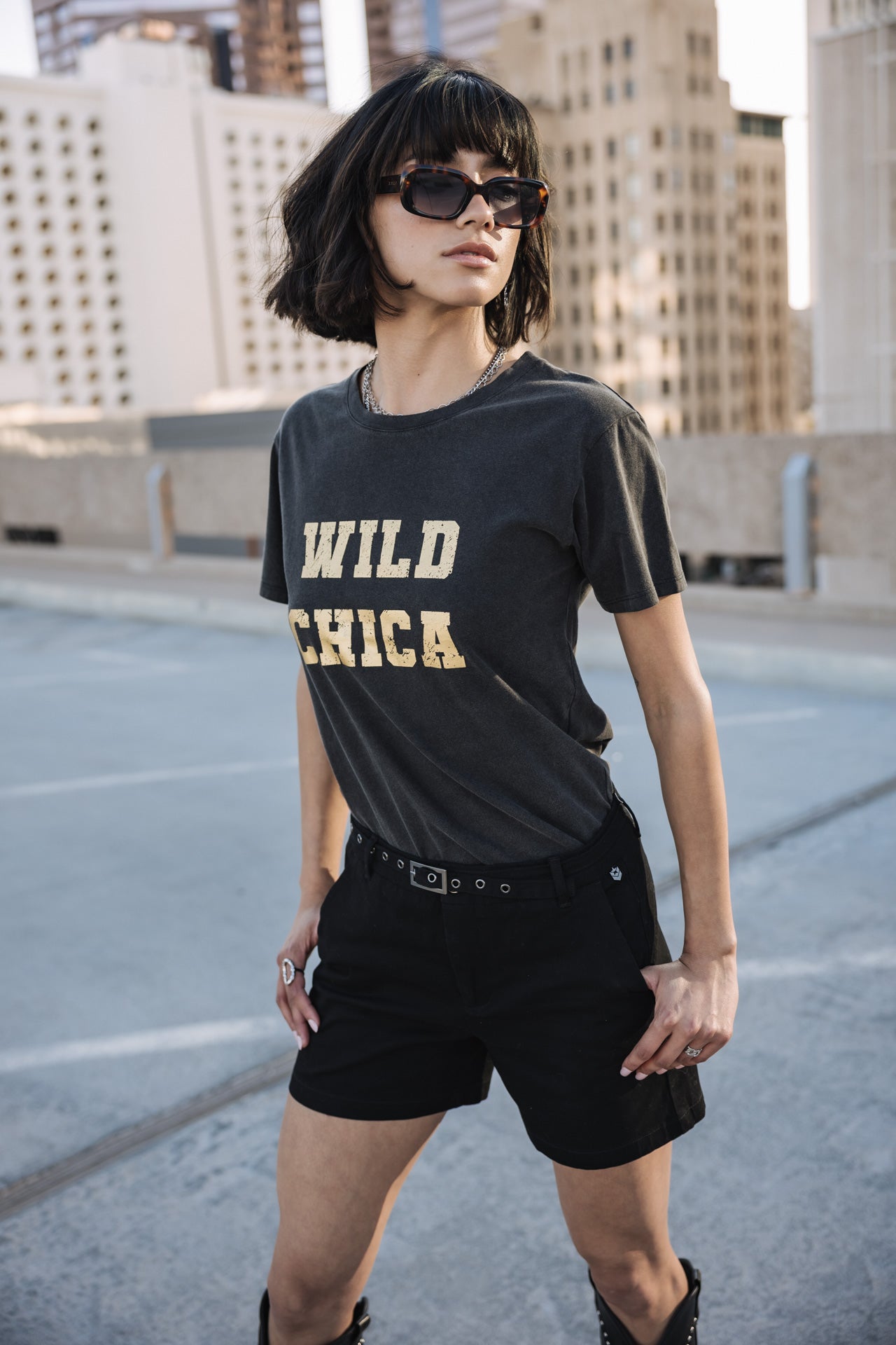 

Short city Frau Claudia Short Felicita black | Freeman T. Porter