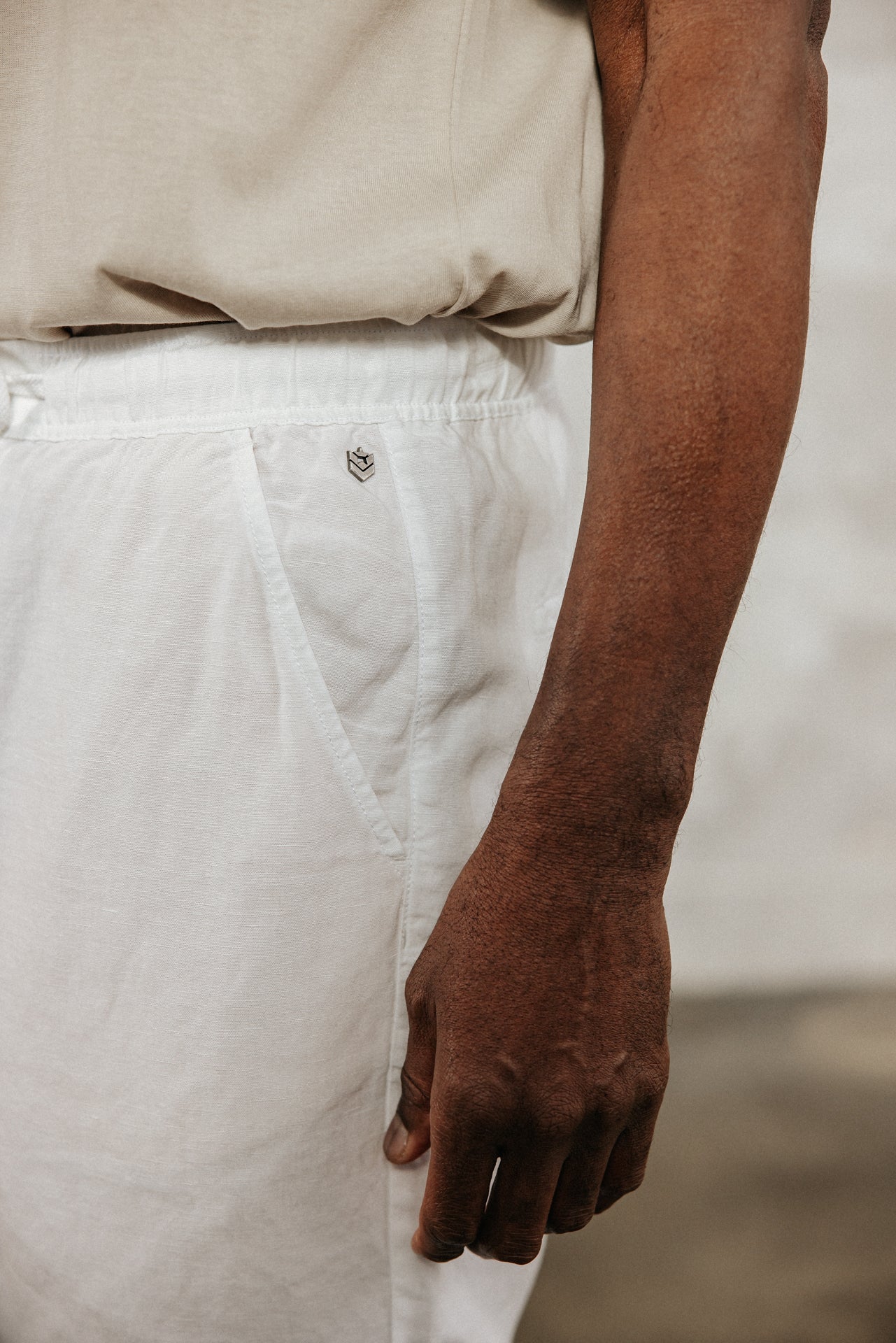 
              

Relaxed shorts Men Doug Somero white | Freeman T. Porter
            
