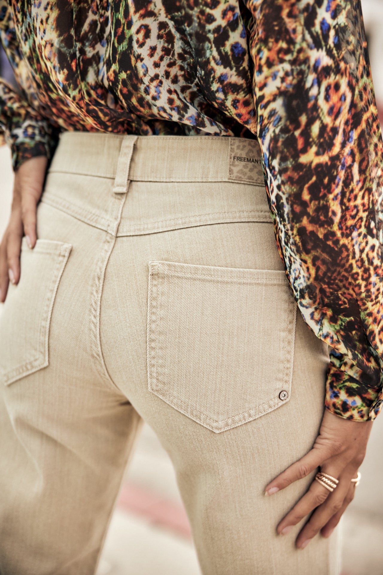 

Pantalon droit Femme Darla Canyon bleached sand | Freeman T. Porter