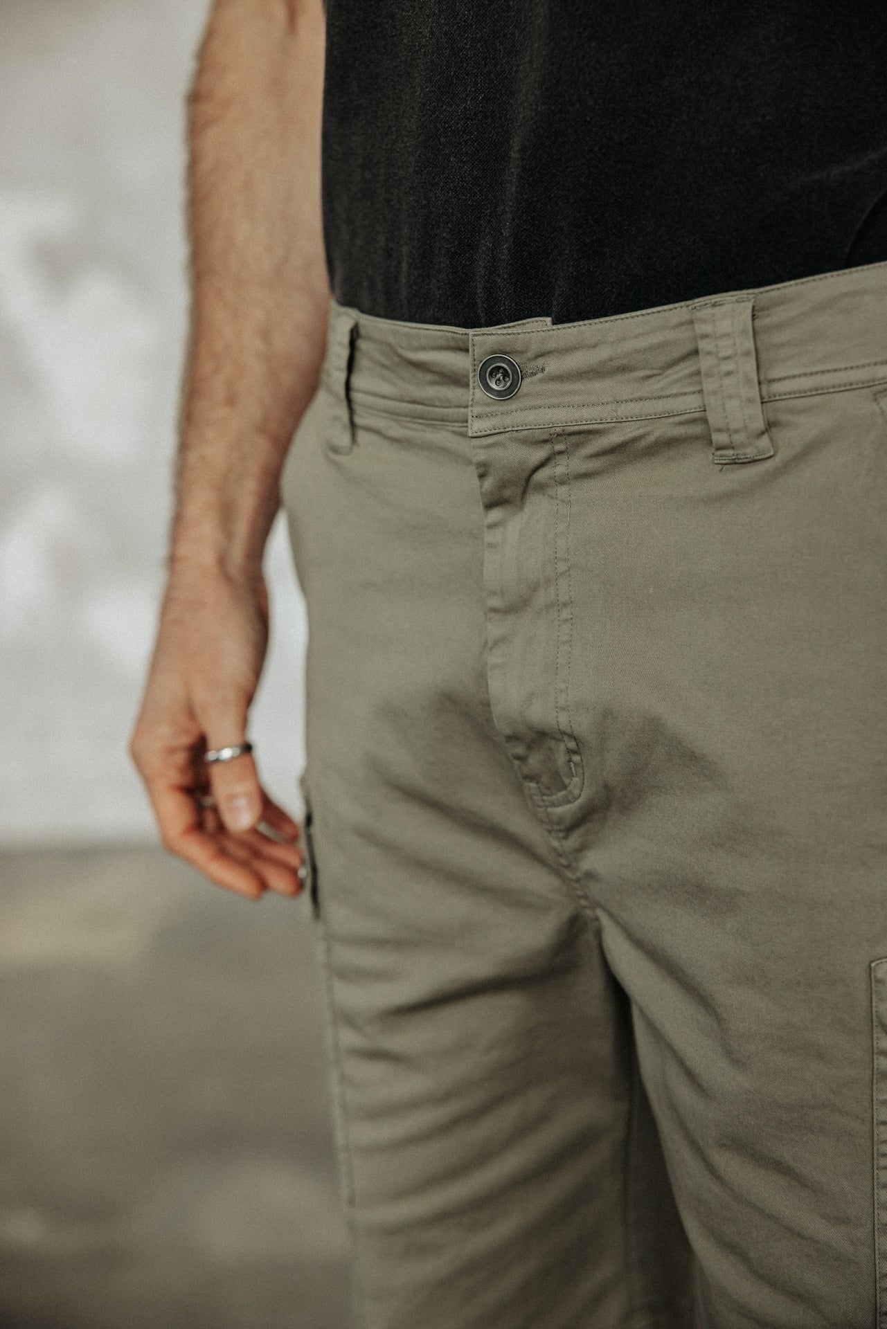 

Short Homme Loric Twidder overland trek | Freeman T. Porter