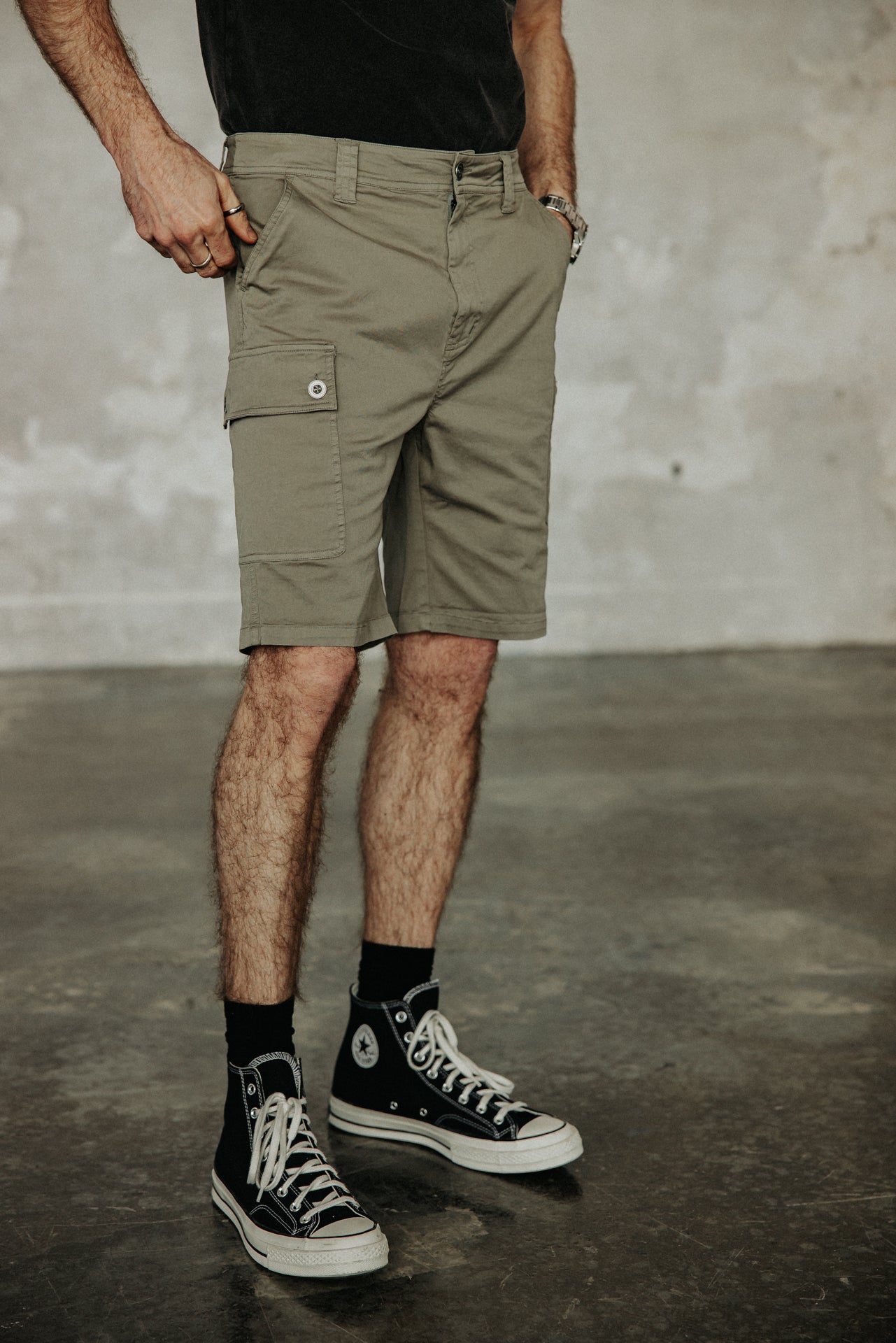 

Short Homme Loric Twidder overland trek | Freeman T. Porter