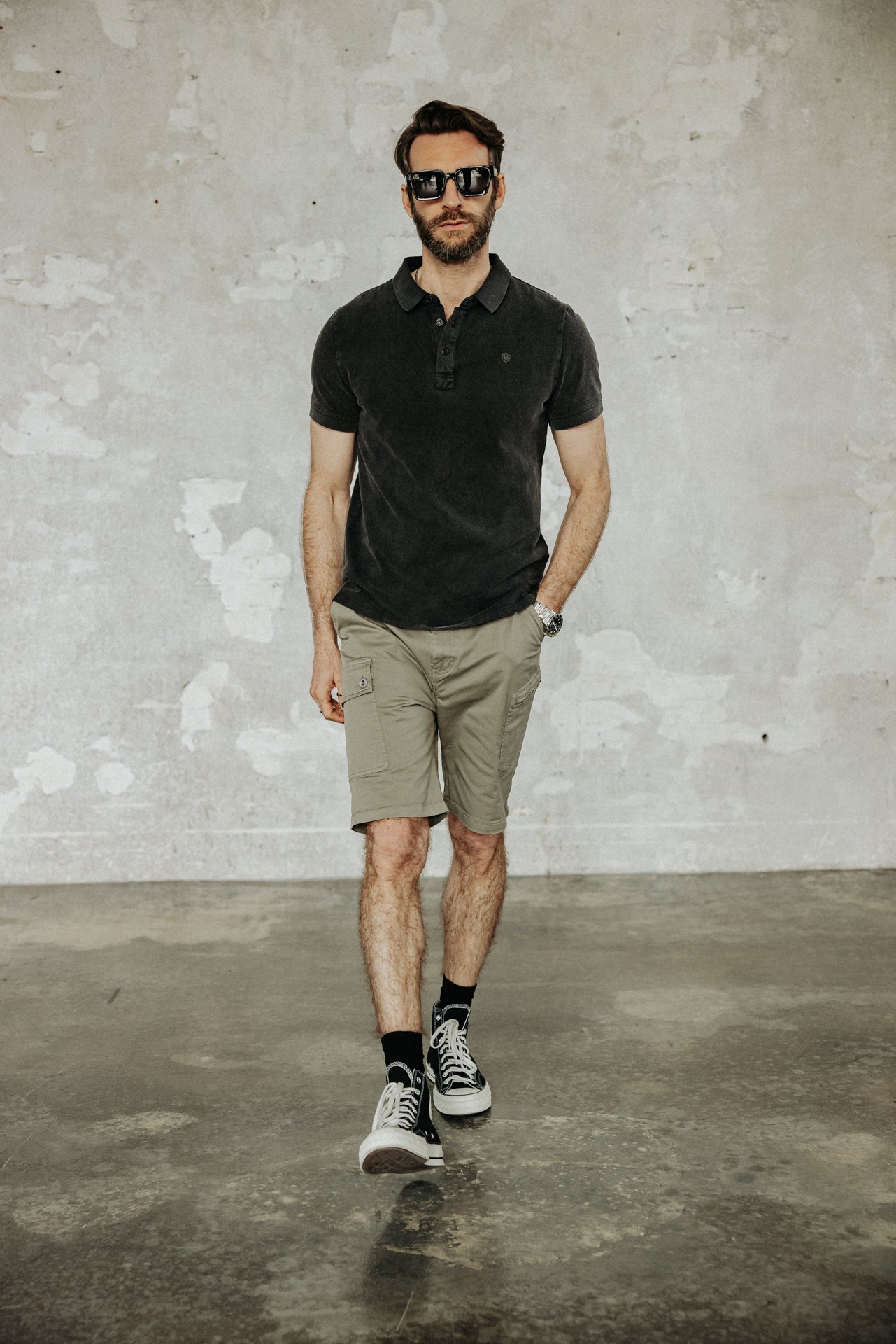 

Short Homme Loric Twidder overland trek | Freeman T. Porter
