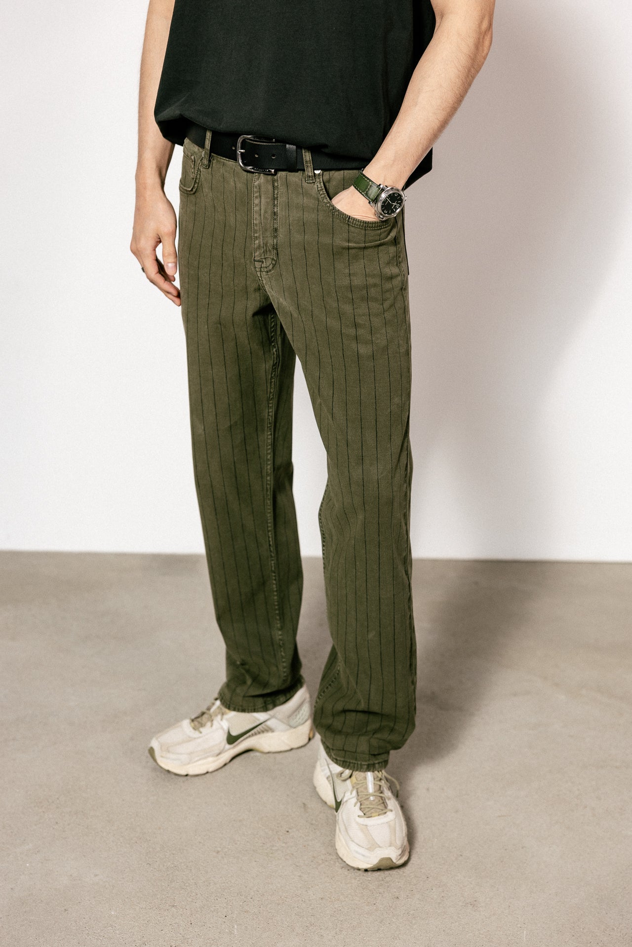   
            

Pantalon droit  Homme Victor Paleole olive night | Freeman T. Porter
          