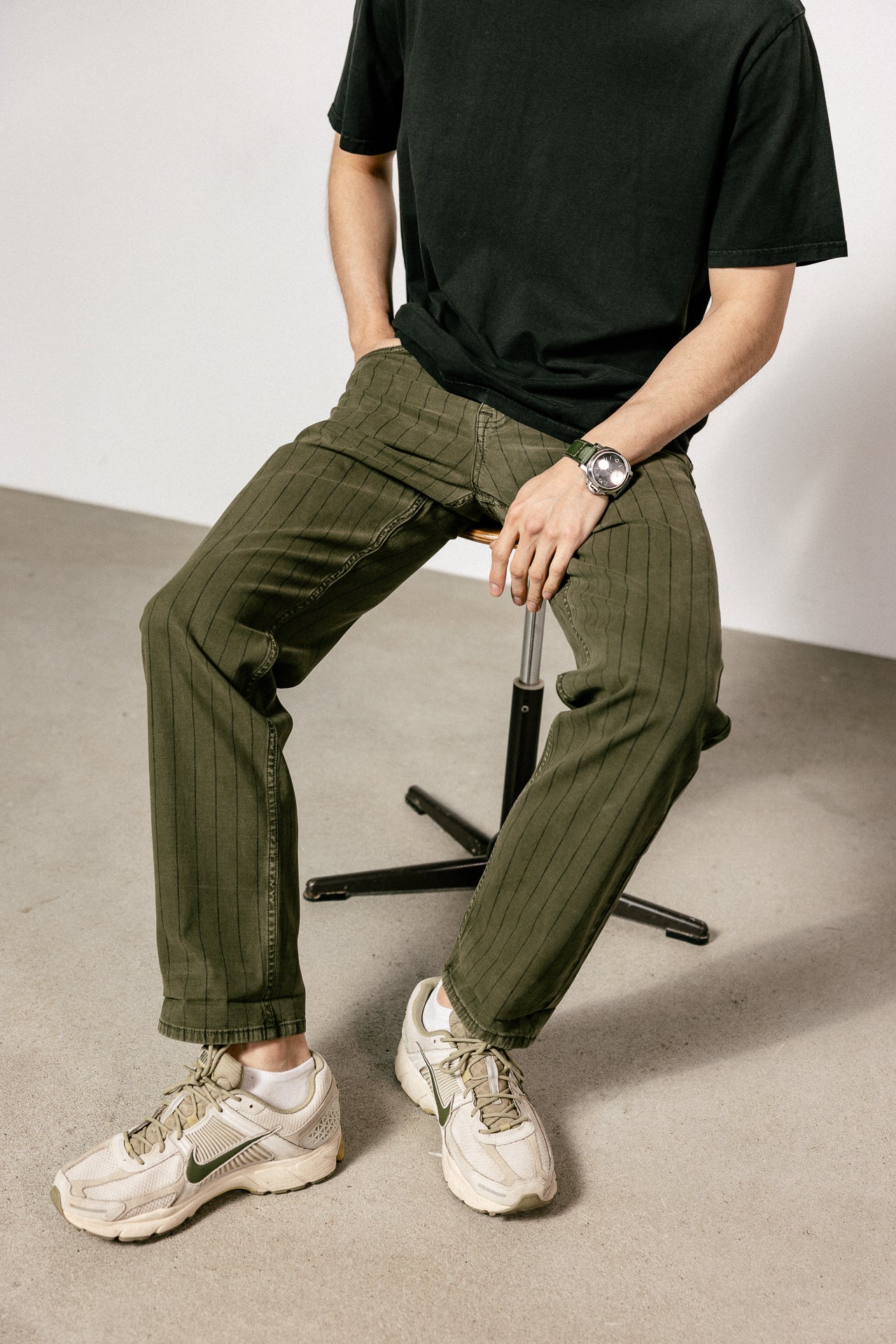 

Pantalon droit  Homme Victor Paleole olive night | Freeman T. Porter